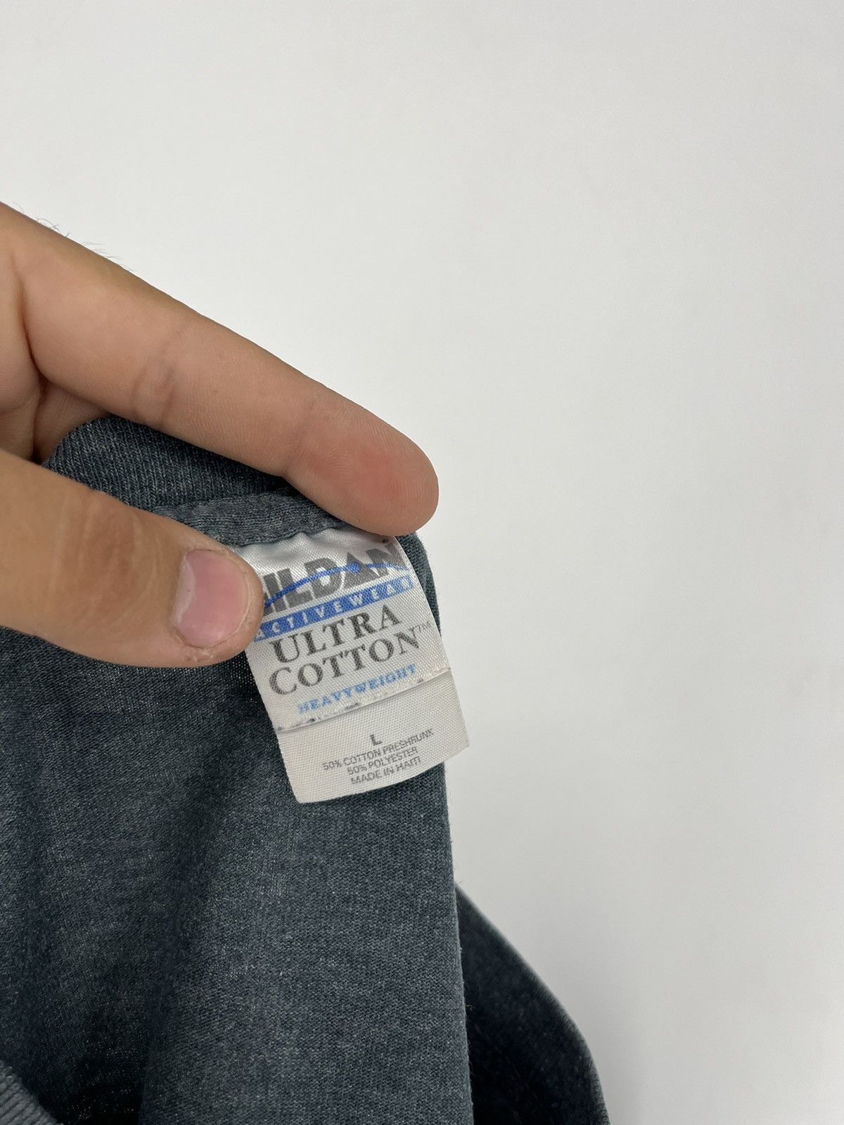 Band Tees × Vintage Vintage Y2K Oasis Rock Band Tee Tshirt Rock T Shirt BIG LOGO Size US L / EU 52-54 / 3 - 9 Thumbnail