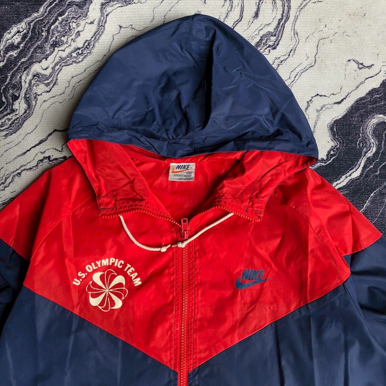 Nike Vintage Nike USA Olympic Team Windbreaker Jacket Size US XL / EU 56 / 4 - 3 Thumbnail