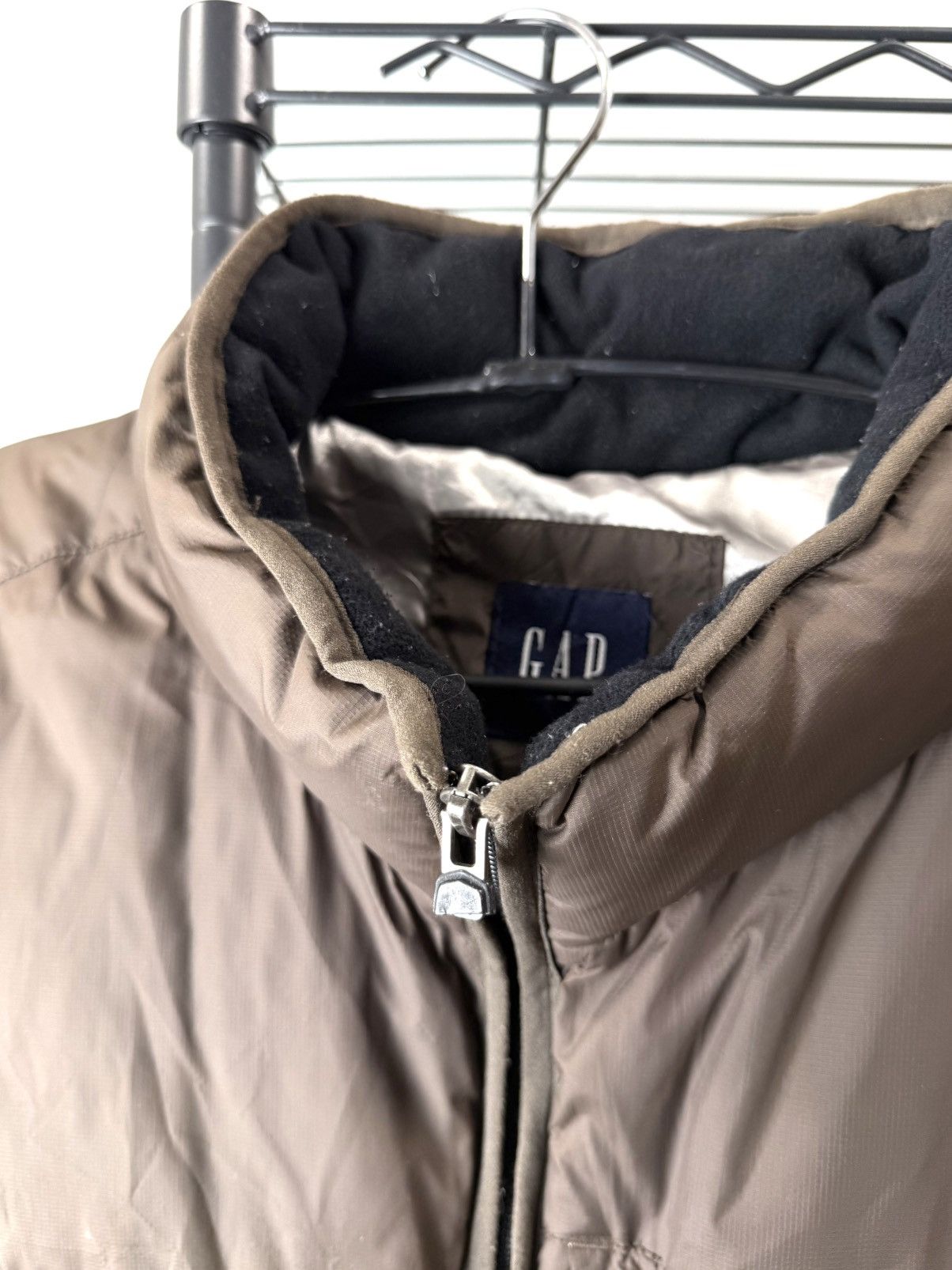 Gap Streetwear Gap Brown Puffer Vest Travis Scott Style Size US L / EU 52-54 / 3 - 6 Thumbnail