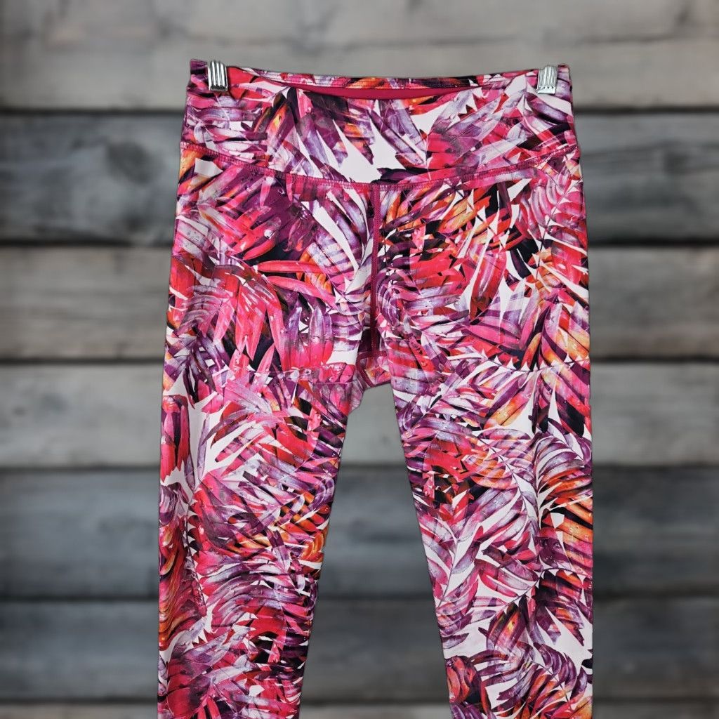 Prana prAna Womens Capri Leggings Sz Medium Pink Purple Leaf Print Mid Rise Capri Leggings Womens M Pink Leaf Print 20in Inseam Activewear Size 32" / US 10 / IT 46 - 1 Thumbnail
