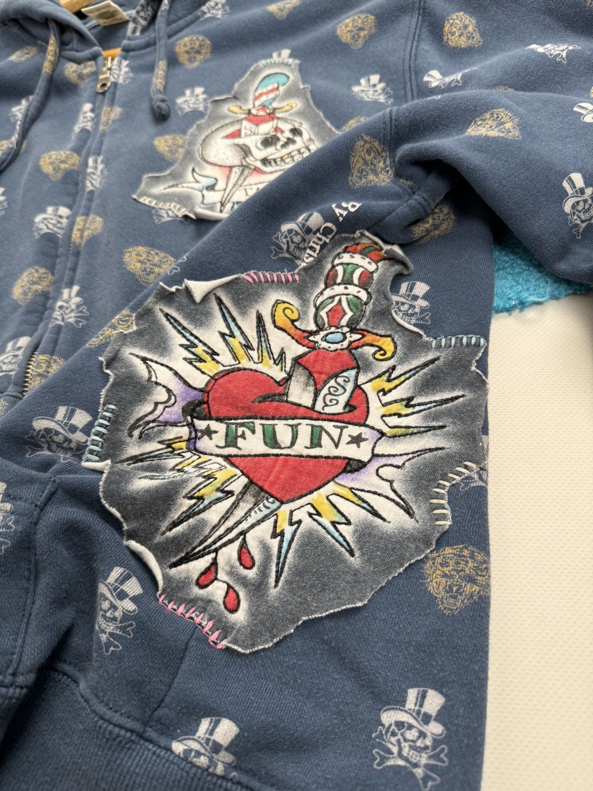 Ed Hardy Vintage Y2K Ed Hardy Monogram Patch Graphic Multilogo Hoodie Size US L / EU 52-54 / 3 - 7 Thumbnail