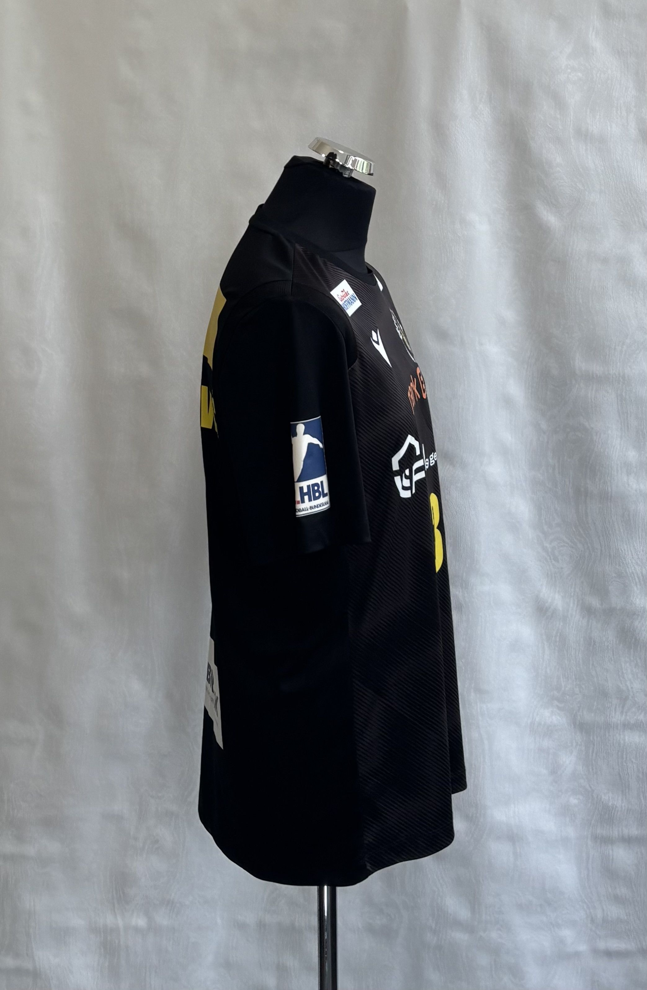 Macron VfL Eintracht Hagen 2021/2022 Toromanović #43 Macron Size US XL / EU 56 / 4 - 4 Thumbnail