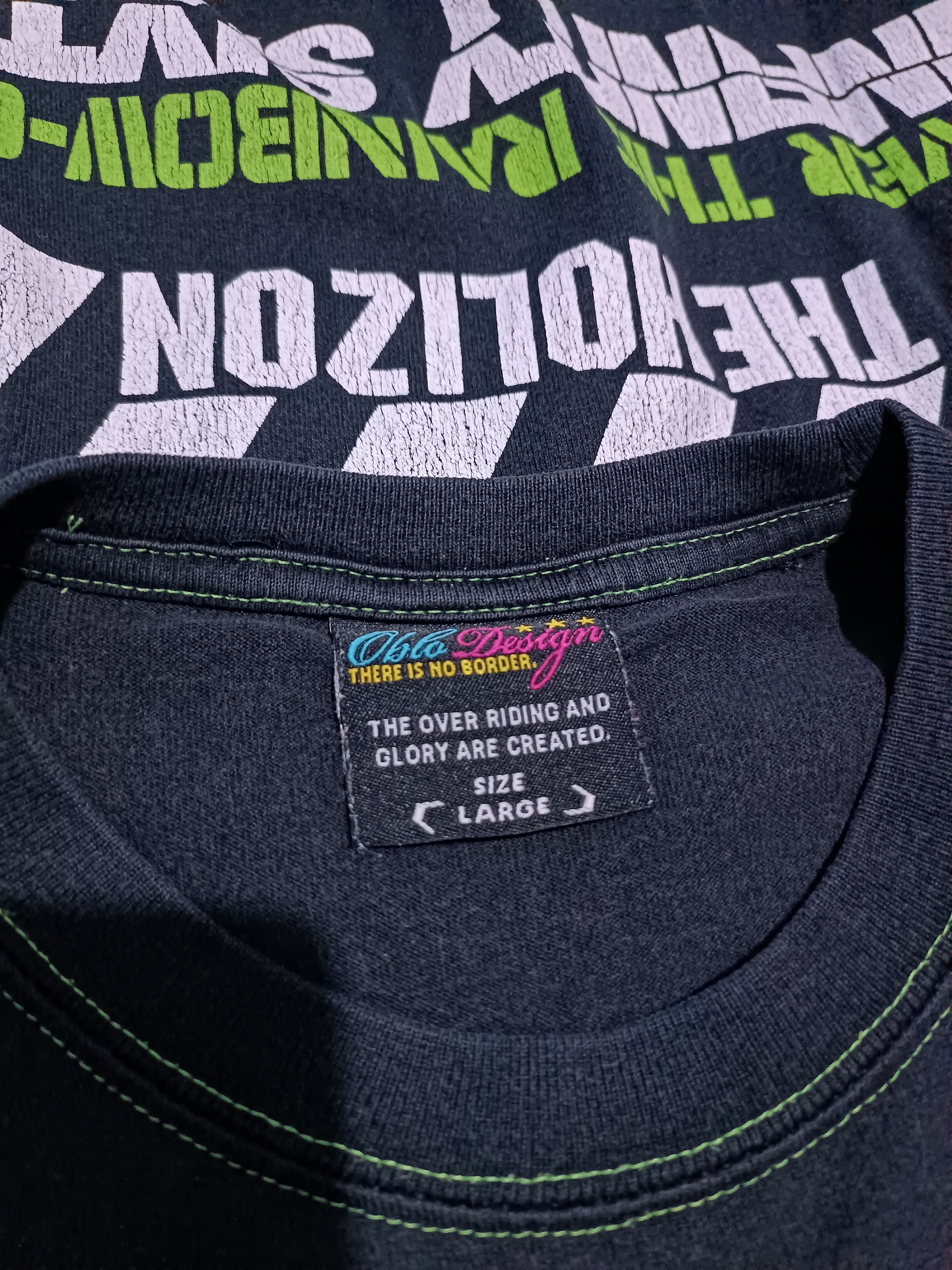 Japanese Brand Vintage Long Sleeve T-shirt "Glory Surf" Size US L / EU 52-54 / 3 - 7 Thumbnail