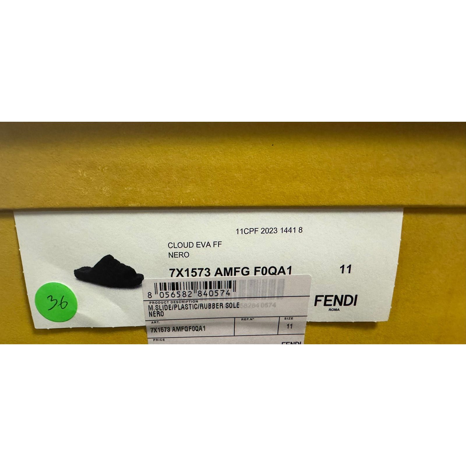 Fendi o1rshd1 Rubber Sole Fendi Logo Slipper Slide Sandal in Nero Size US 11 / EU 44 - 21 Thumbnail