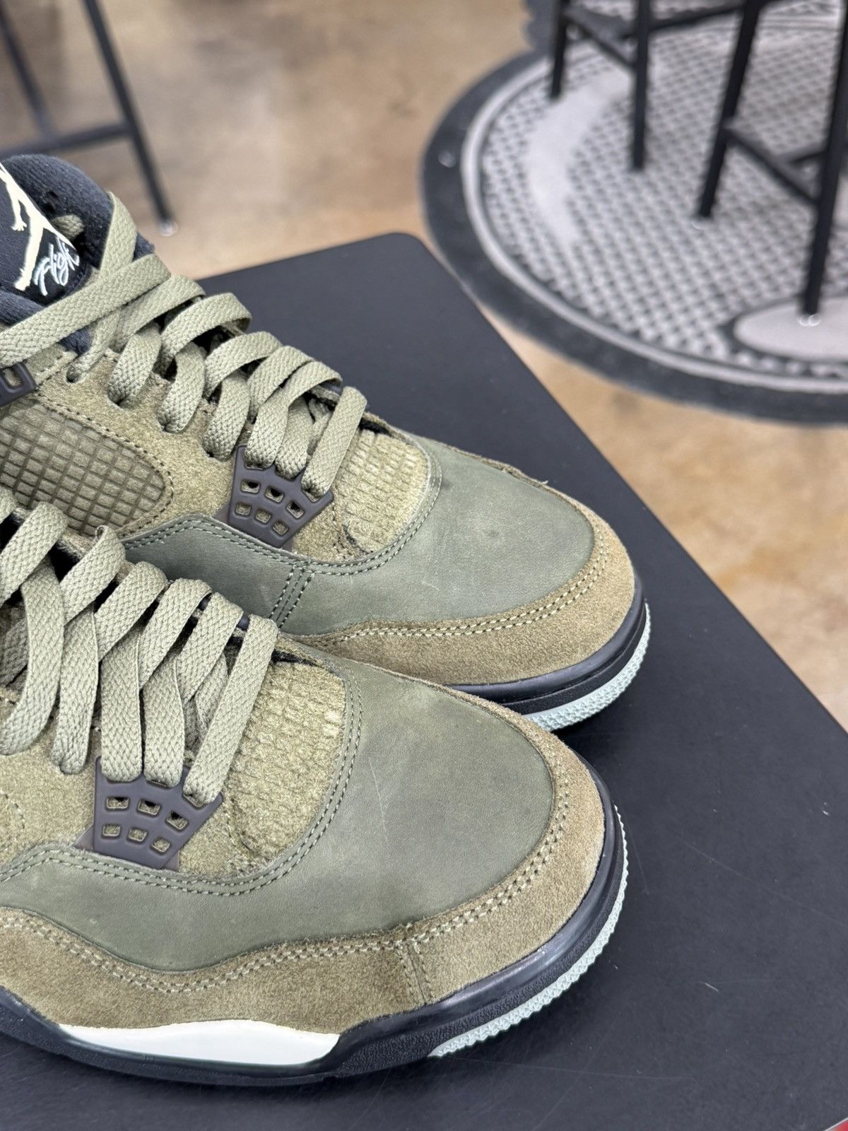 Jordan Brand Air Jordan 4 Craft Medium Olive Size 9.5 (2023) Size US 9.5 / EU 42-43 - 8 Thumbnail