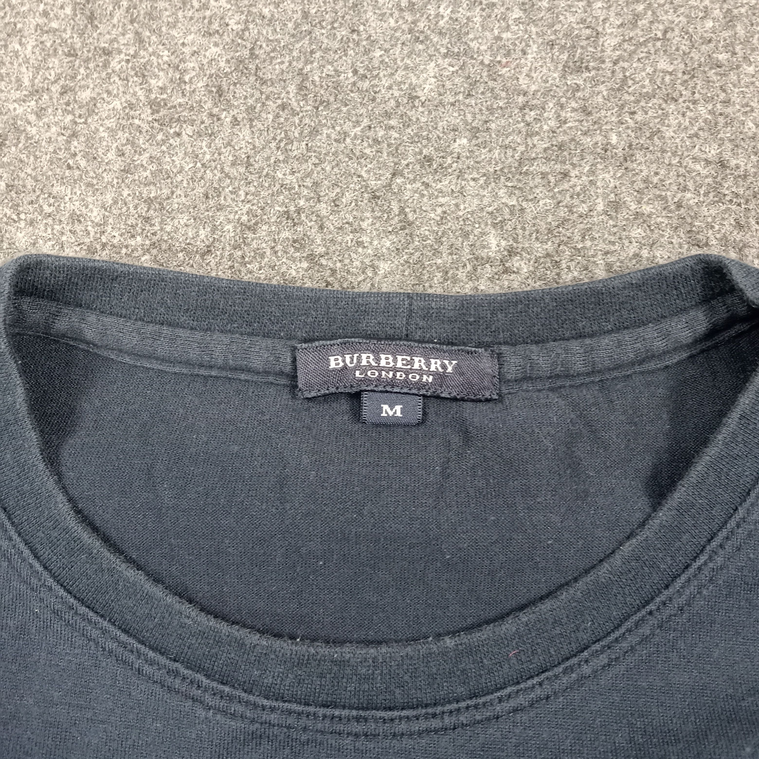 Burberry Burberry London Designer Brand Logo Tshirt C285N54 Size US M / EU 48-50 / 2 - 5 Thumbnail