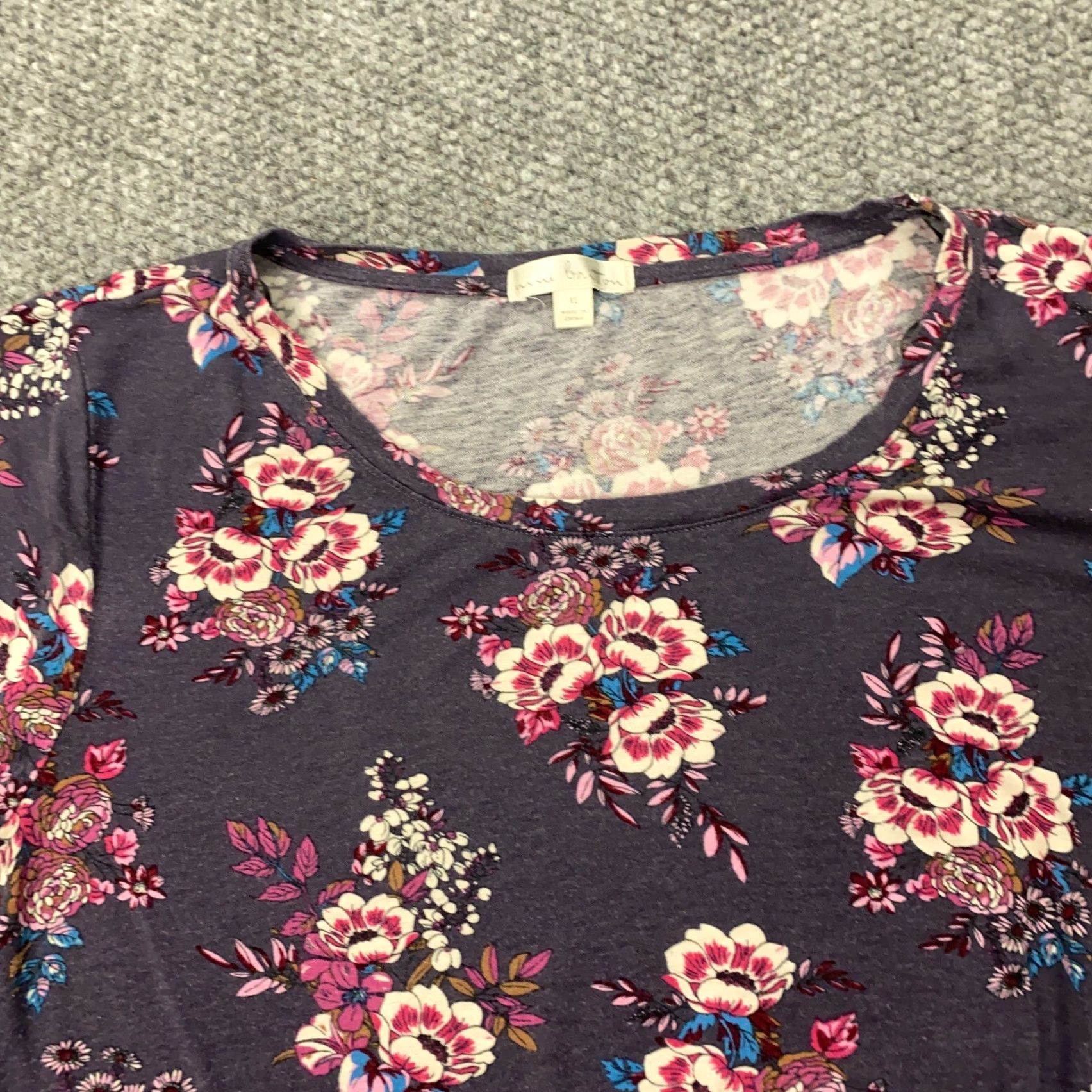 Vintage Nine Britton Shirt Blouse Womens XL Gray Floral Office Business Casual Short Sleeve Round Neck Pullover Stretch Size XL / US 12-14 / IT 48-50 - 2 Thumbnail