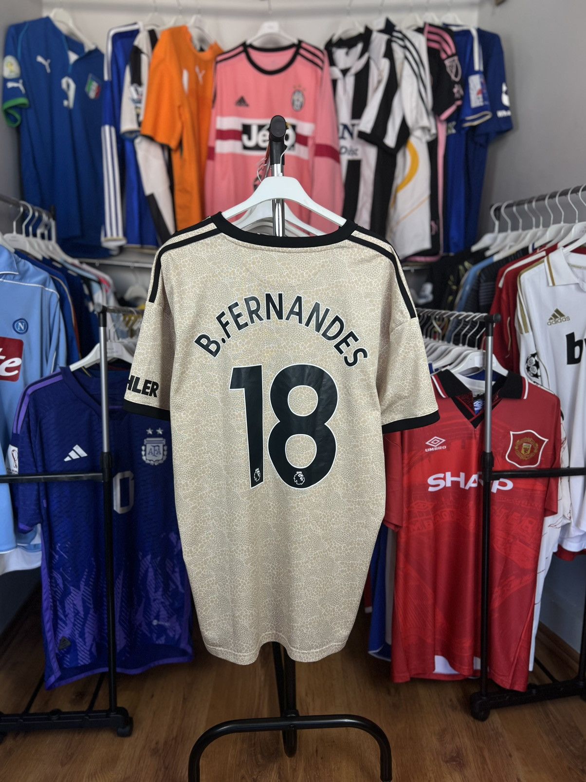 Soccer Jersey Manchester United 2019/20 Bruno Fernandes #19