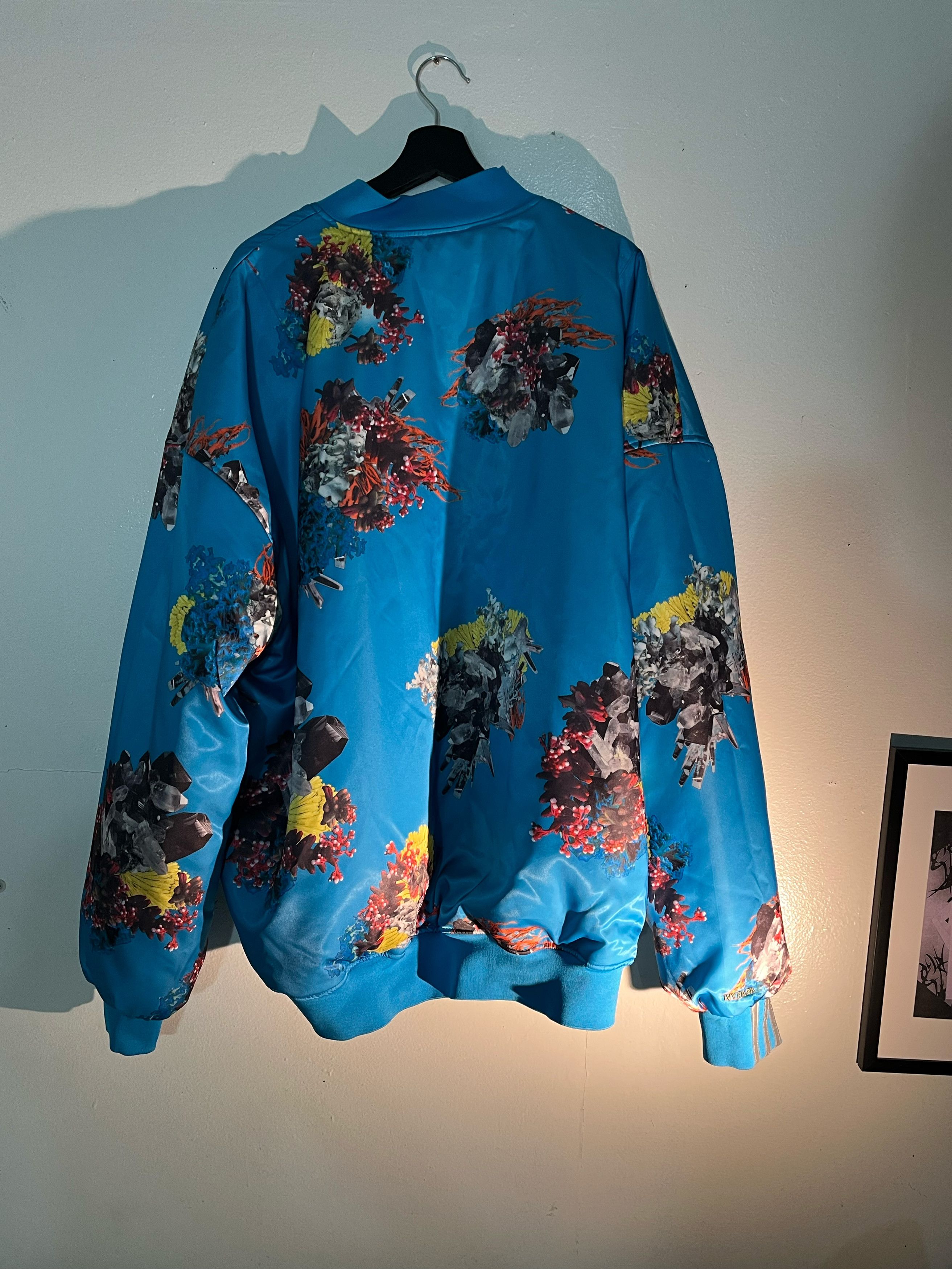 Adidas × Ivy Park NWT ADIDAS x IVY PARK Ivytopia Satin Bomber Jacket - Size US M / EU 48-50 / 2 - 3 Thumbnail