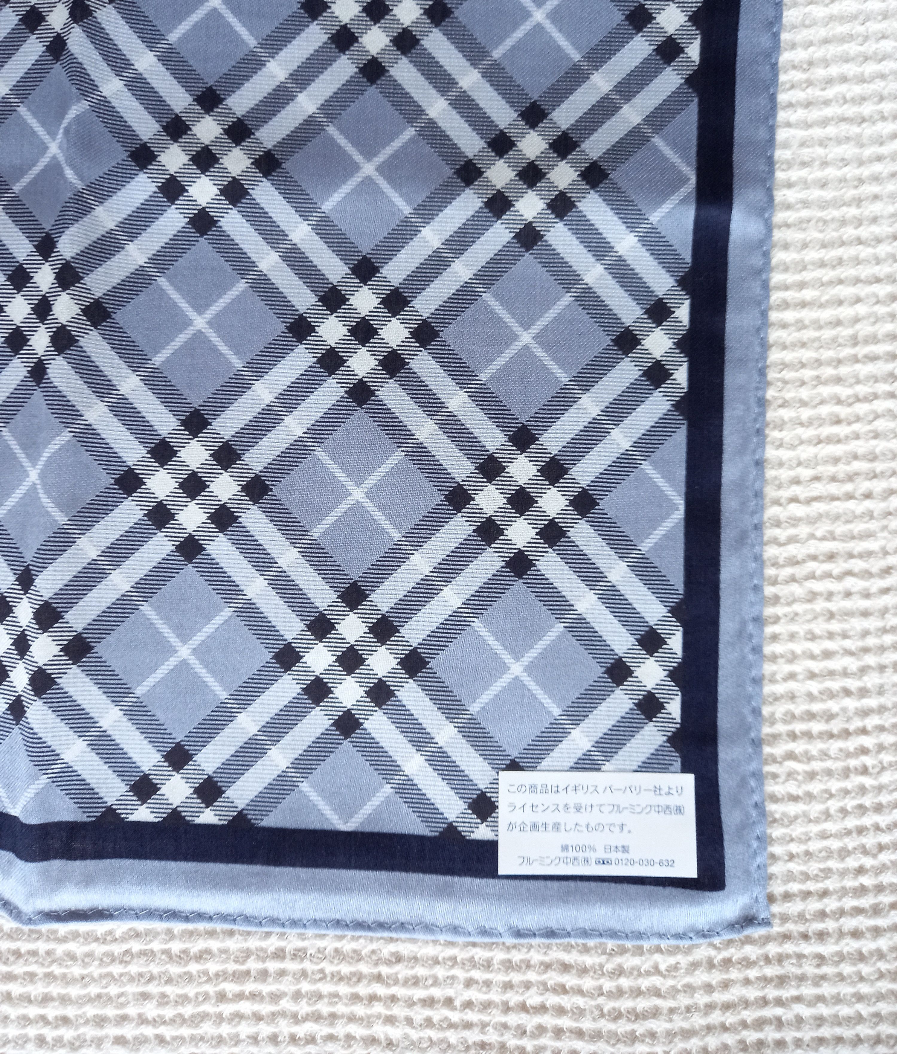 Burberry × Vintage NEW Burberry bandana/handkerchief/scarf NOVA CHECK Size ONE SIZE - 3 Thumbnail