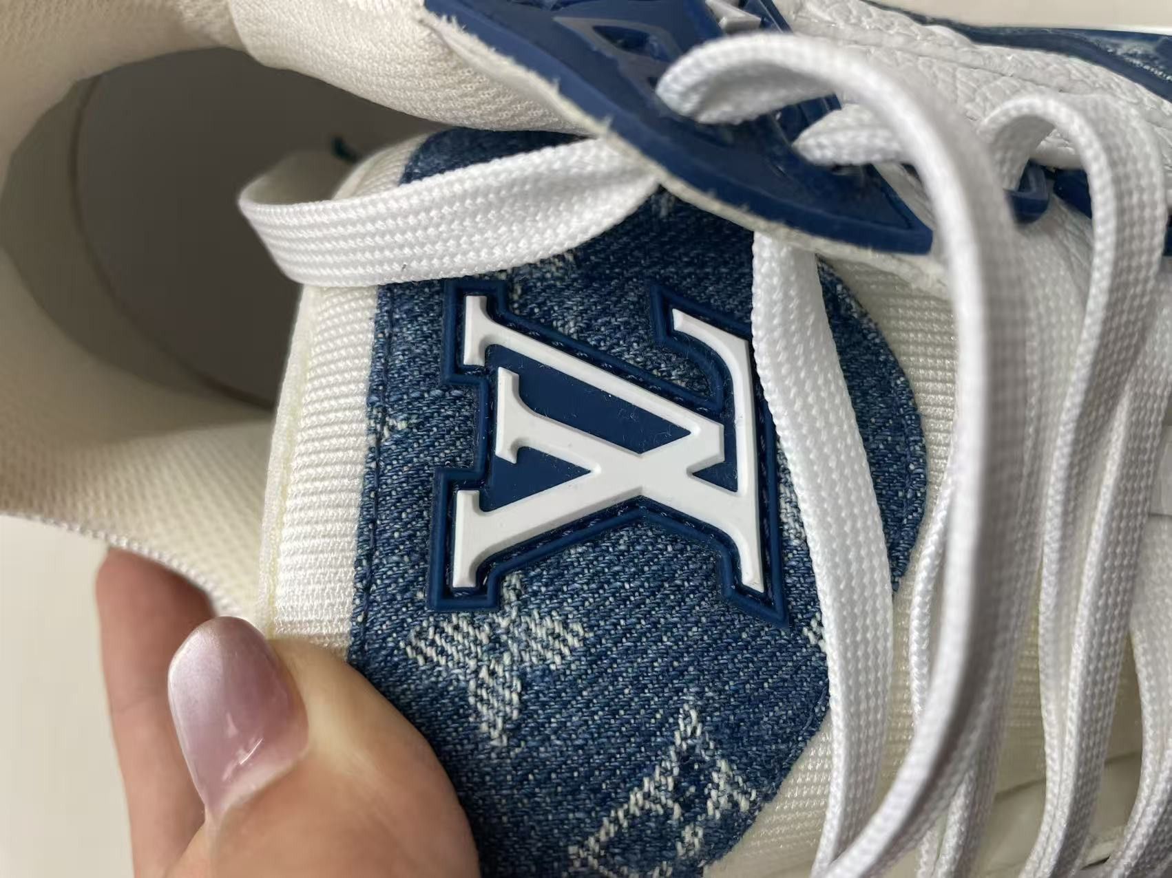 Louis Vuitton Louis Vuitton Denim Monogram Trainer Sneakers Size US 6.5 / IT 36.5 - 14 Thumbnail