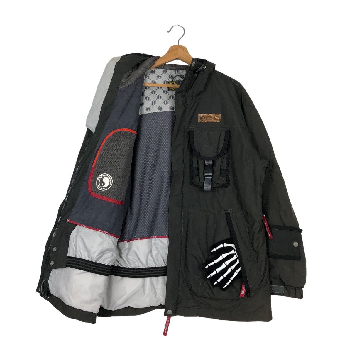 Japanese Brand 🔥90’s VINTAGE SURVIVAL JACKET T&C SURF DESIGN HAWAII Size US M / EU 48-50 / 2 - 10 Thumbnail