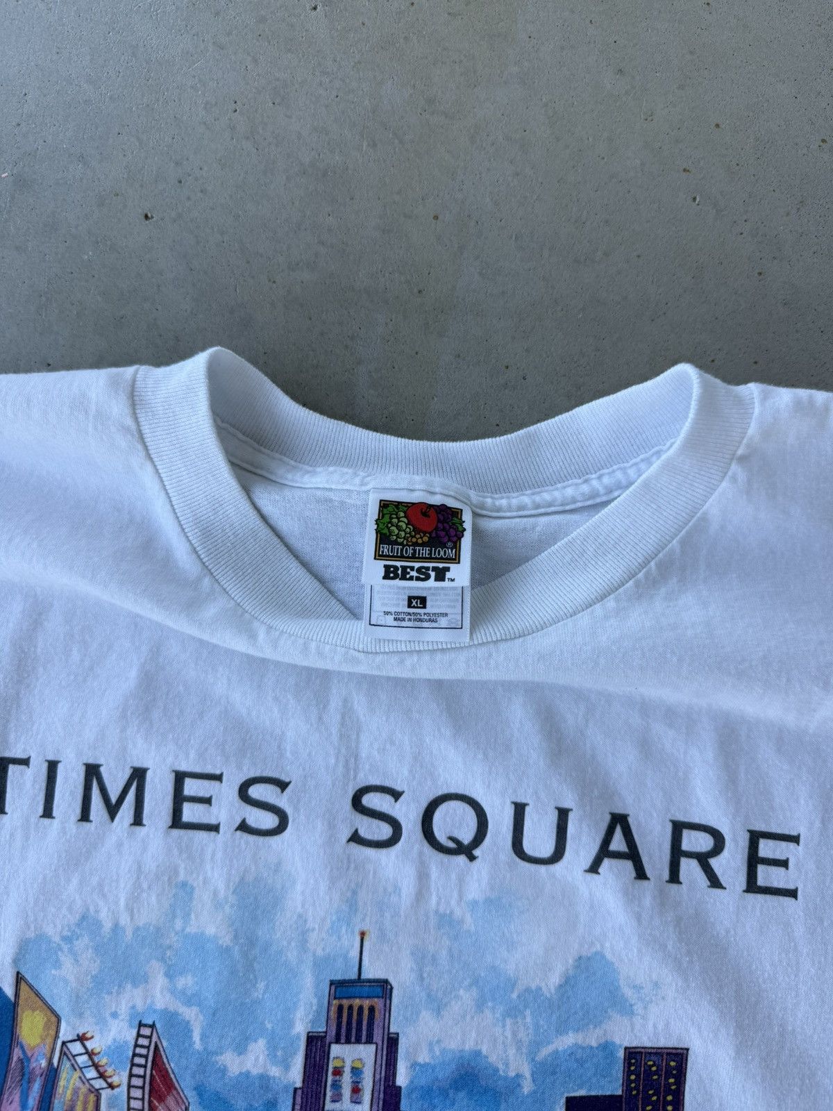 Vintage Vintage 1990s New York City Times Square T-Shirt Size US XL / EU 56 / 4 - 4 Thumbnail