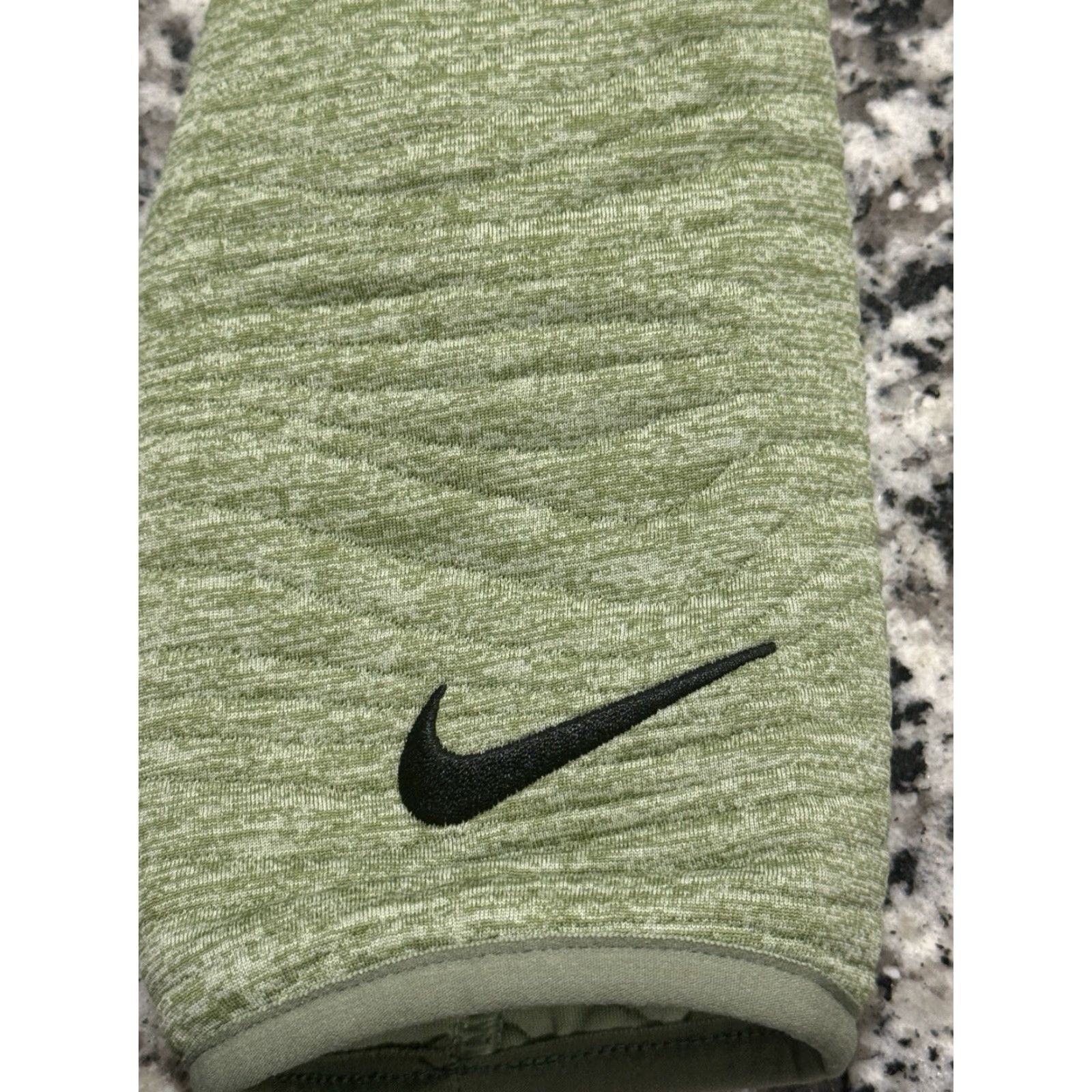 Nike VINTAGE Nike Golf Sweatshirt Mens Medium Crew Neck Quilted Pullover Green 90s Activewear Size US M / EU 48-50 / 2 - 6 Thumbnail