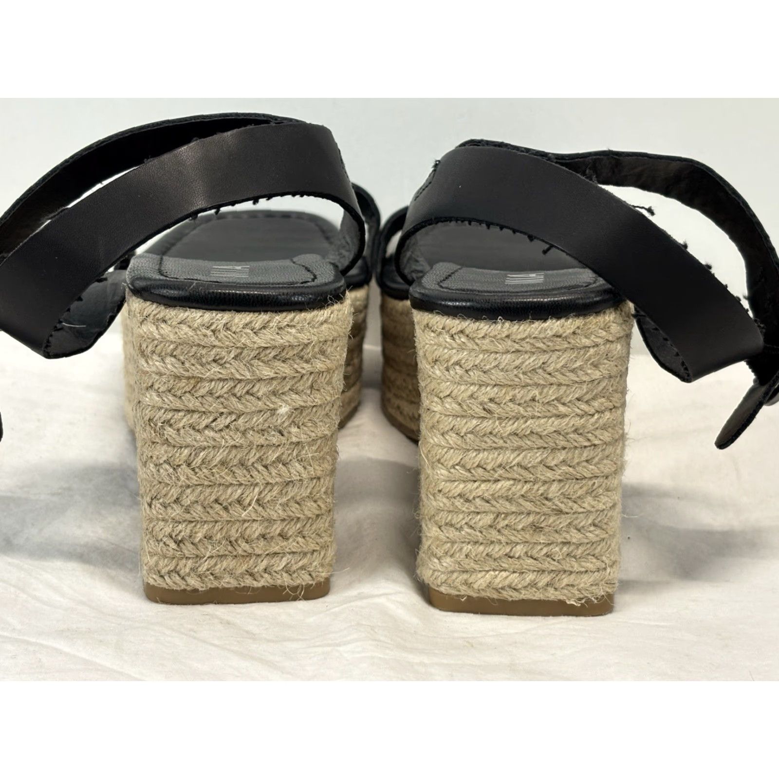 Vintage MIA Florida Sandals Women’s 9 Black Chunky Espadrille Platform Buckle Faux Leather Size US 9 / IT 39 - 4 Thumbnail