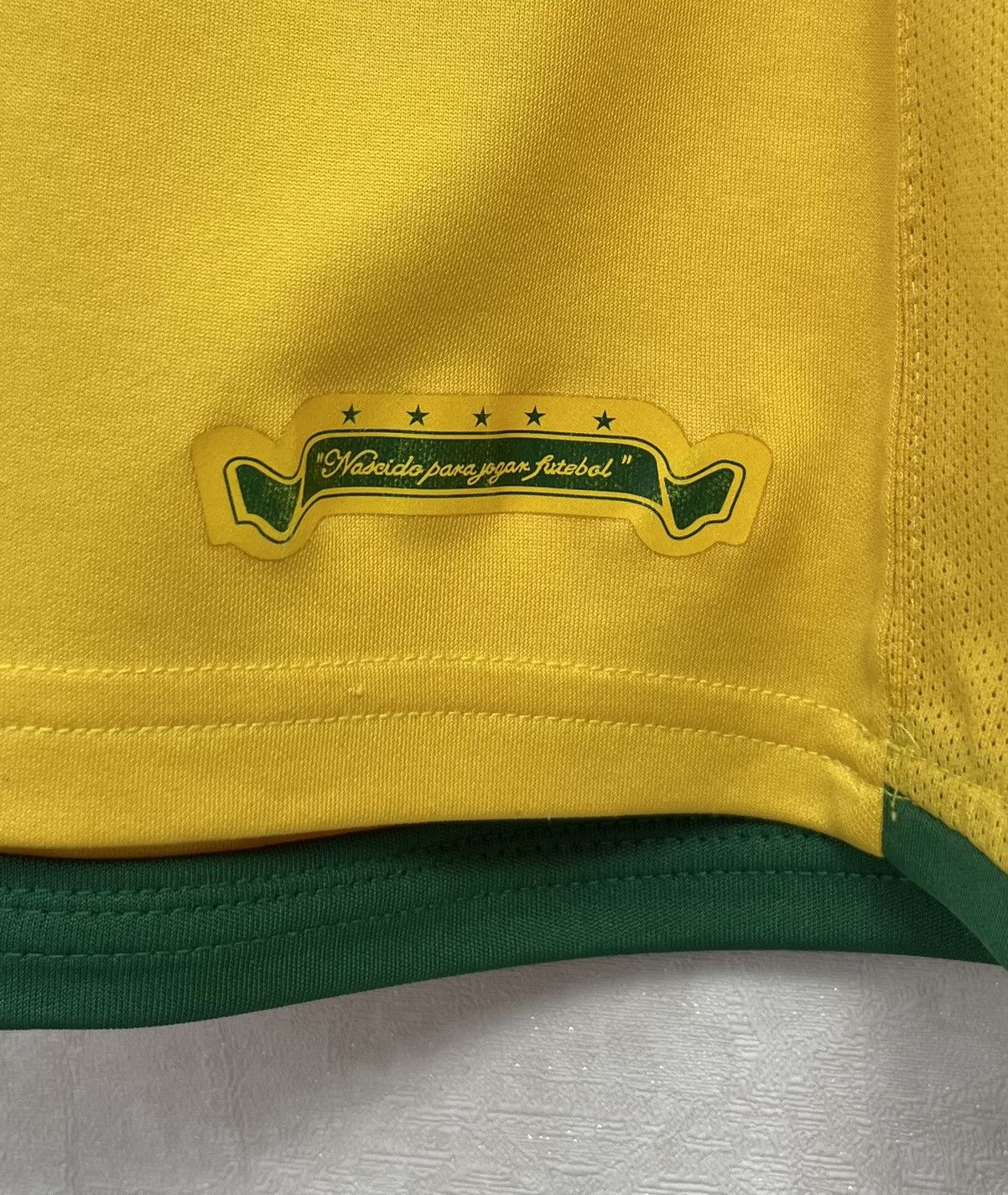 Nike Hype Nike Brazil Robinho #11 Y2K Jersey 00s Size US L / EU 52-54 / 3 - 7 Thumbnail