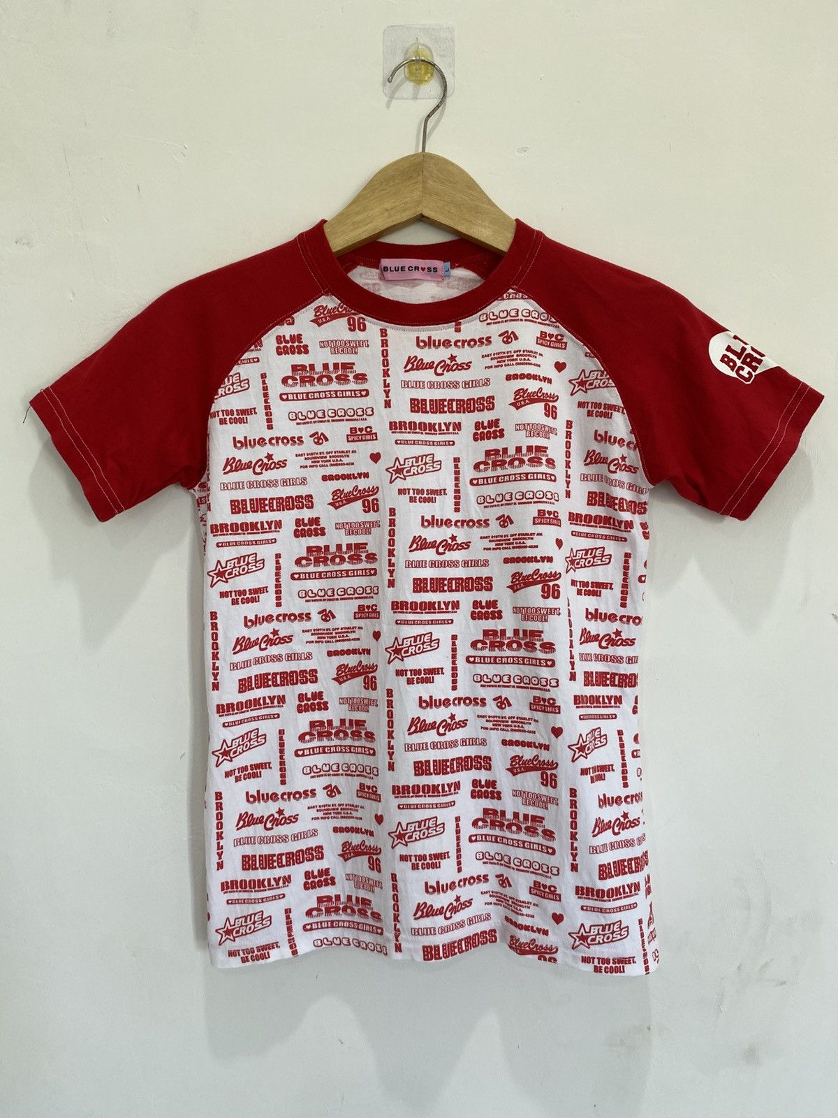 Japanese Brand Hysteric glamour blue cross short sleeve raglan t-shirt Size L / US 10 / IT 46 - 2 Thumbnail