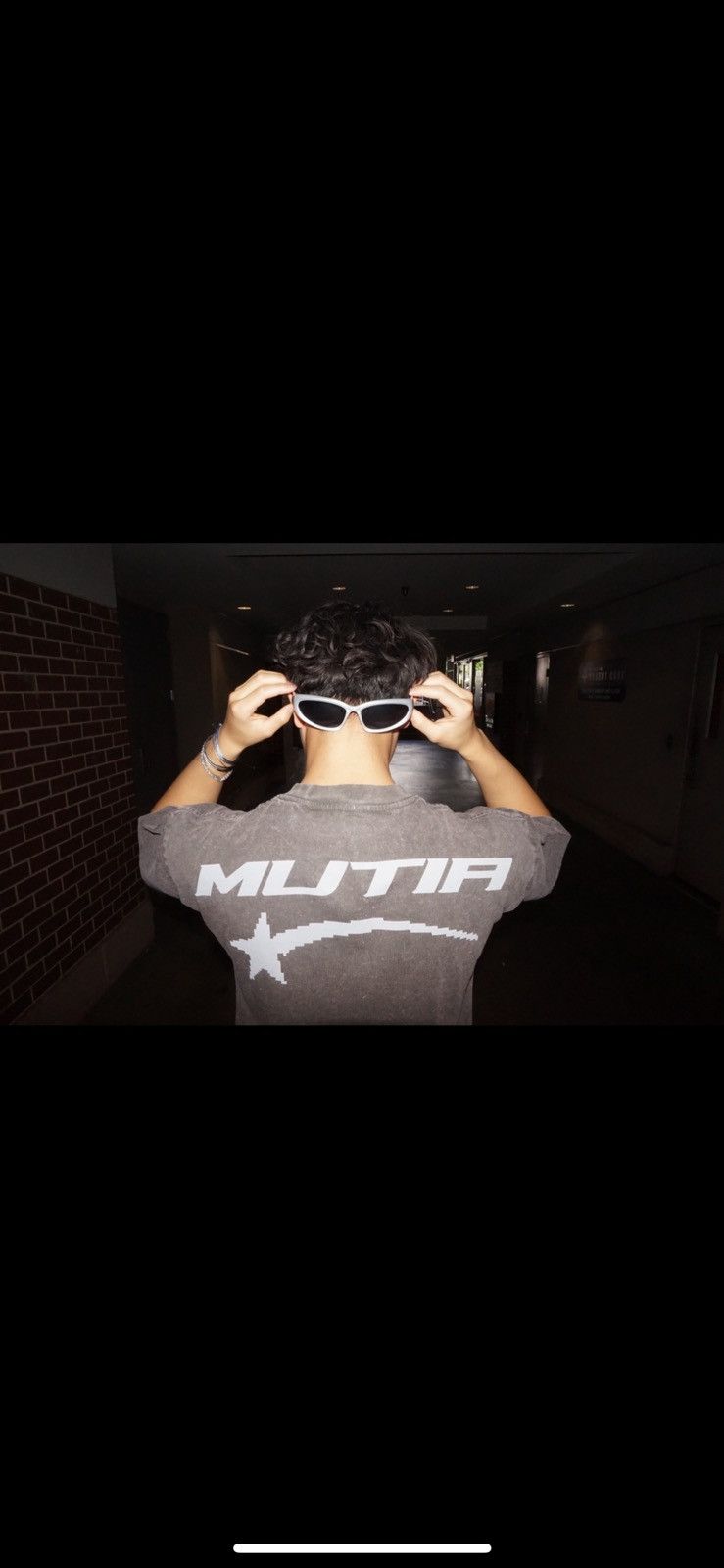 Other MUTIA 275 GSM ACID WASH TEE Size US L / EU 52-54 / 3 - 3 Thumbnail