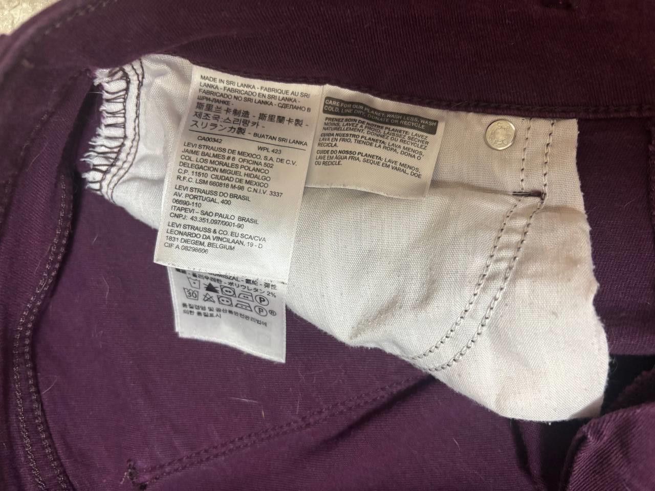 Levi's Levi’s 811 Skinny Jeans Women W29 L30 Plum Purple Size 29" - 10 Thumbnail