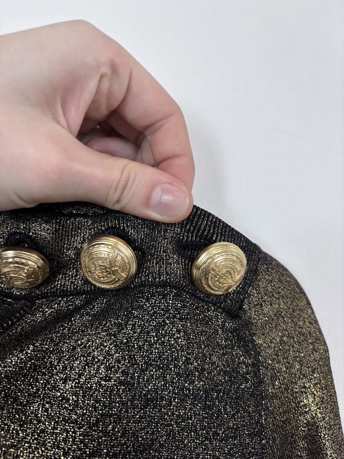 Balmain × H&M Balmain x H&M Women’s Gold Metallic Shimmer Sweater Size L / US 10 / IT 46 - 9 Thumbnail