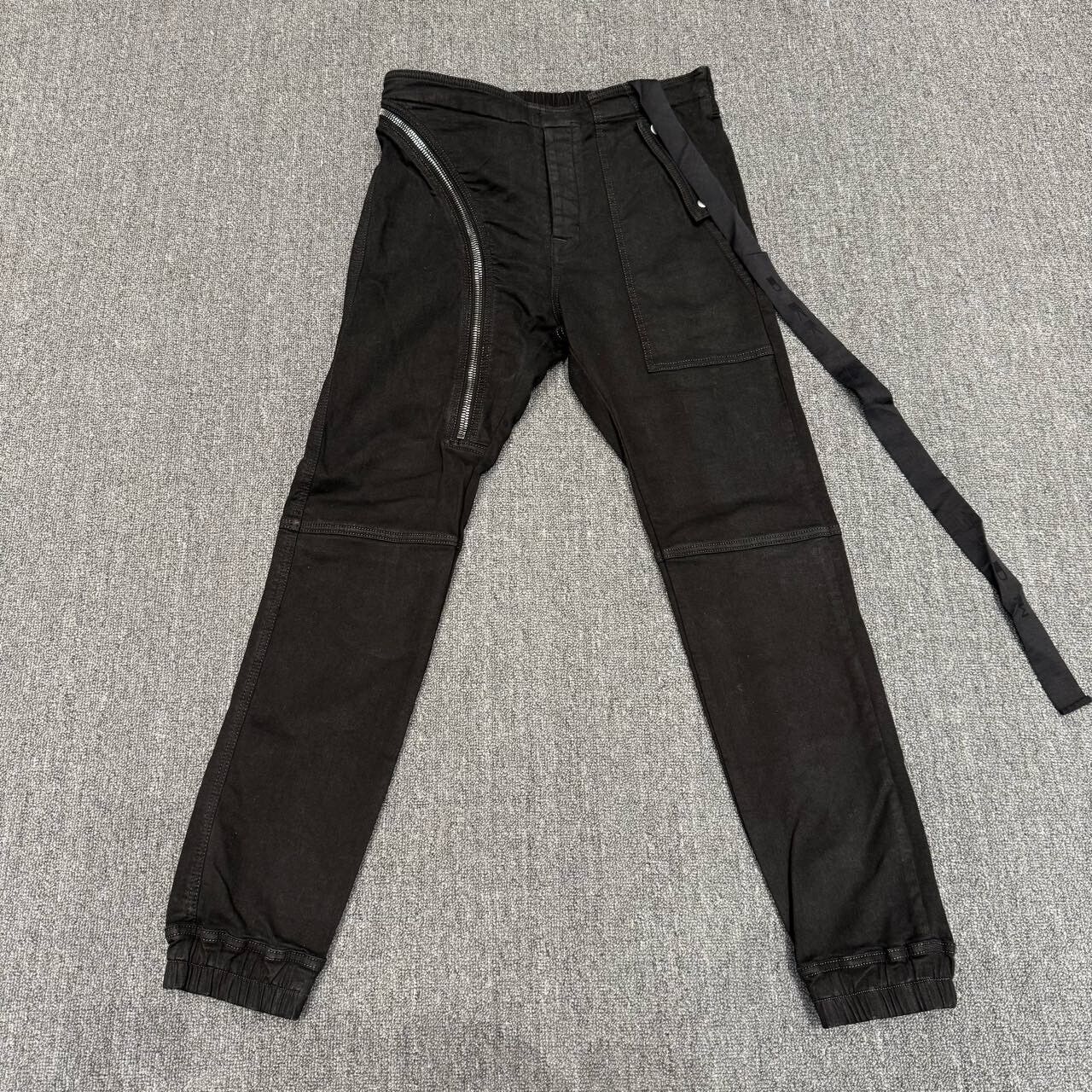 Rick Owens Rick Owens Black Zippered Denim Pants Size US 26 / EU 42 - 1 Thumbnail
