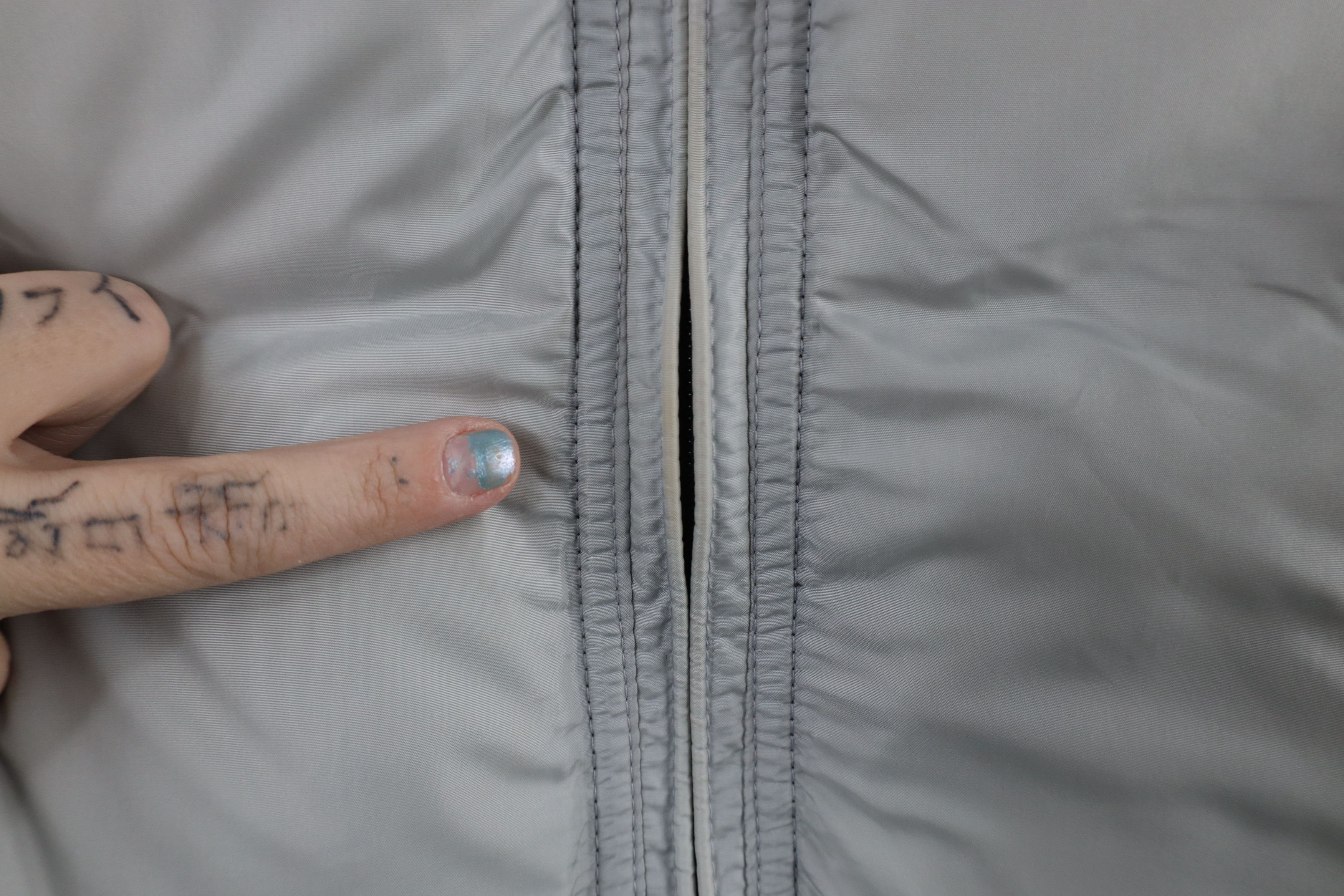 Gap × Vintage Vintage Y2K 2000 Gap Reversible Puffer Vest Jacket Black Size US L / EU 52-54 / 3 - 13 Thumbnail