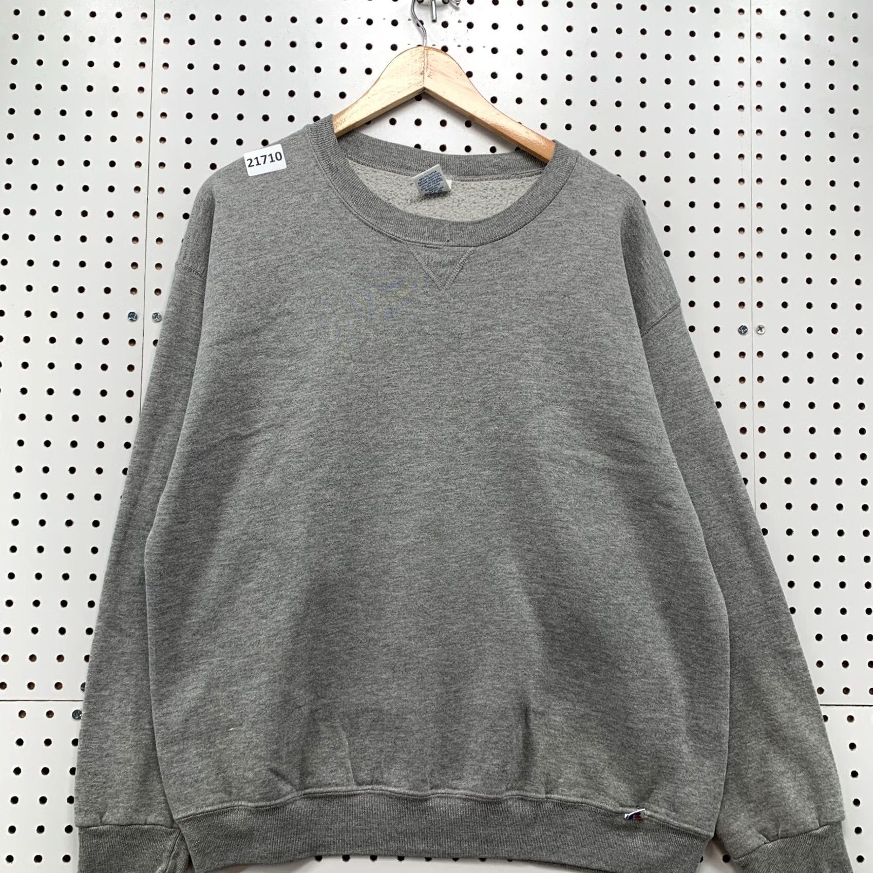 Russell Athletic VINTAGE Russell Athletic Sweatshirt Gray Large 90s Crewneck Pullover Men Size US L / EU 52-54 / 3 - 5 Thumbnail