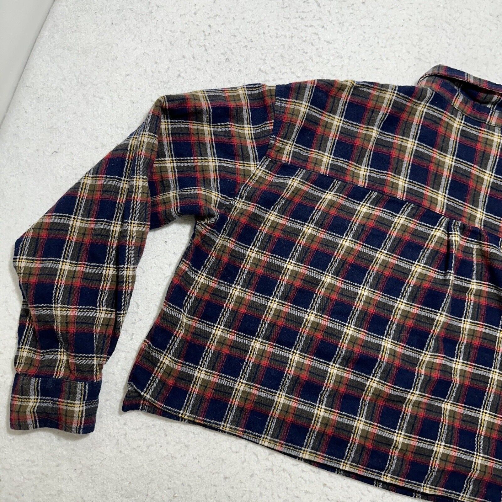 Forever 21 Forever 21 Medium Flannel Cropped Shirt Plaid Button Down Size M / US 6-8 / IT 42-44 - 10 Thumbnail