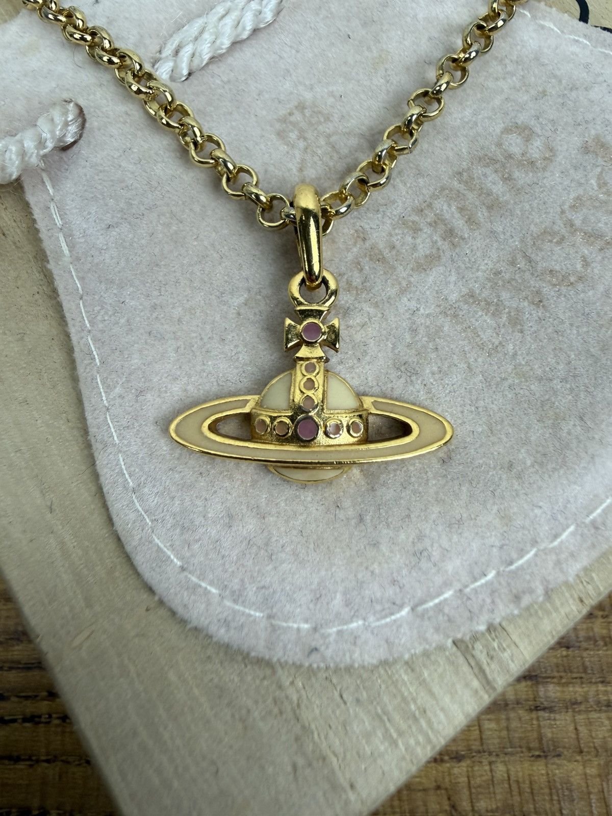 Vivienne Westwood Vintage Vivienne Westwood Enamel Orb Pendant Necklace Gold Size ONE SIZE - 2 Thumbnail