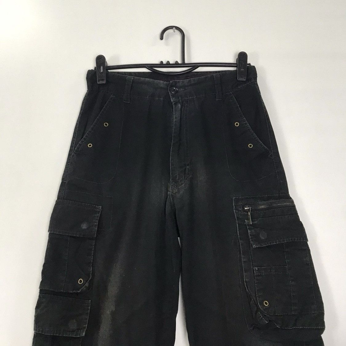 Japanese Brand × Vintage Vintage Japanese Faded Black Cotton Cargo Pants 28x29 Size US 28 / EU 44 - 2 Thumbnail