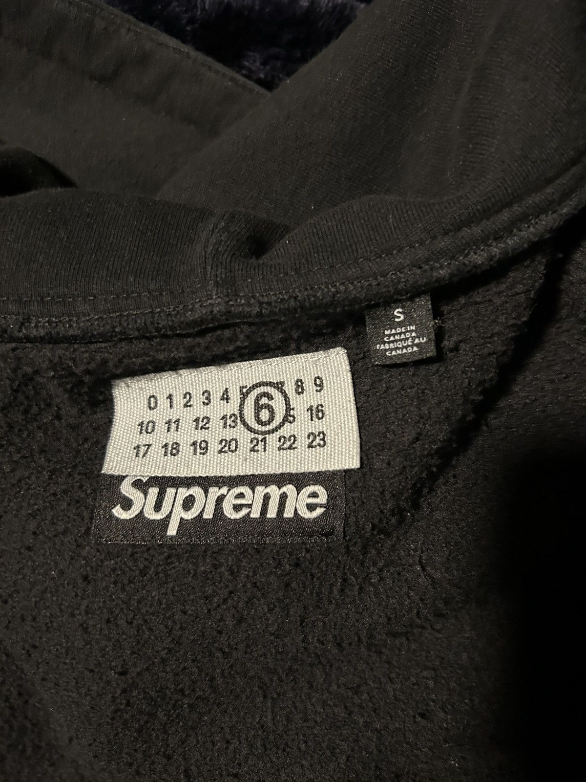Maison Margiela × Supreme MM6 Supreme Box Logo Zip Size US S / EU 44-46 / 1 - 4 Thumbnail