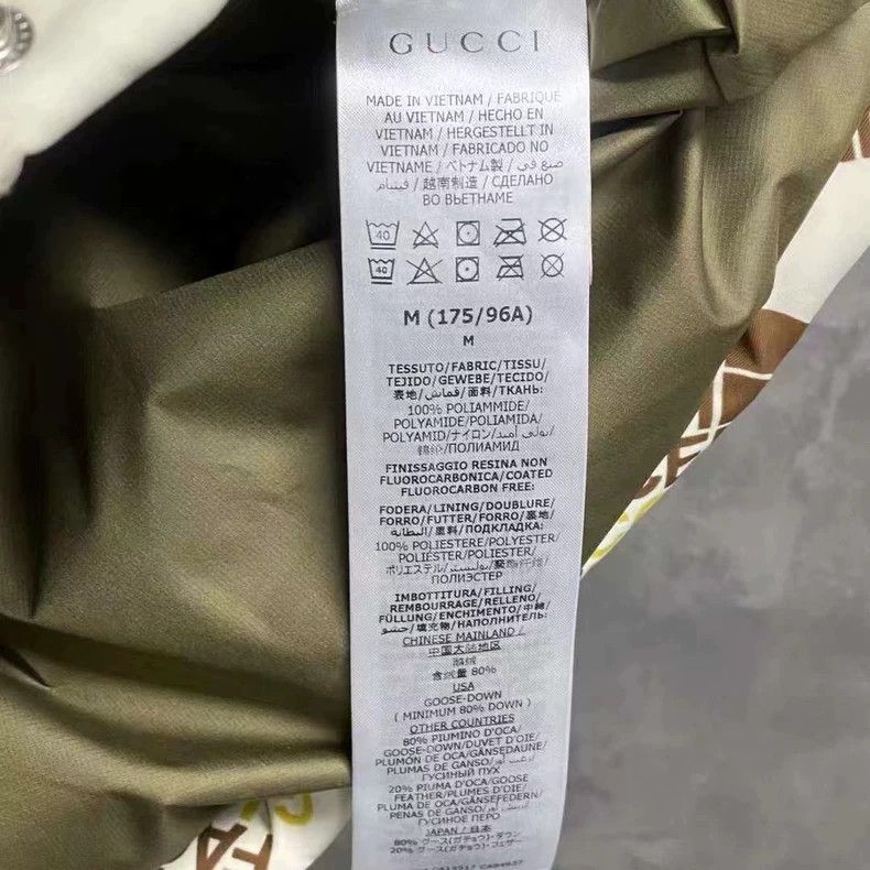 Gucci Gucci The latest full-print logo pattern logo down vest 250 Size US M / EU 48-50 / 2 - 4 Thumbnail