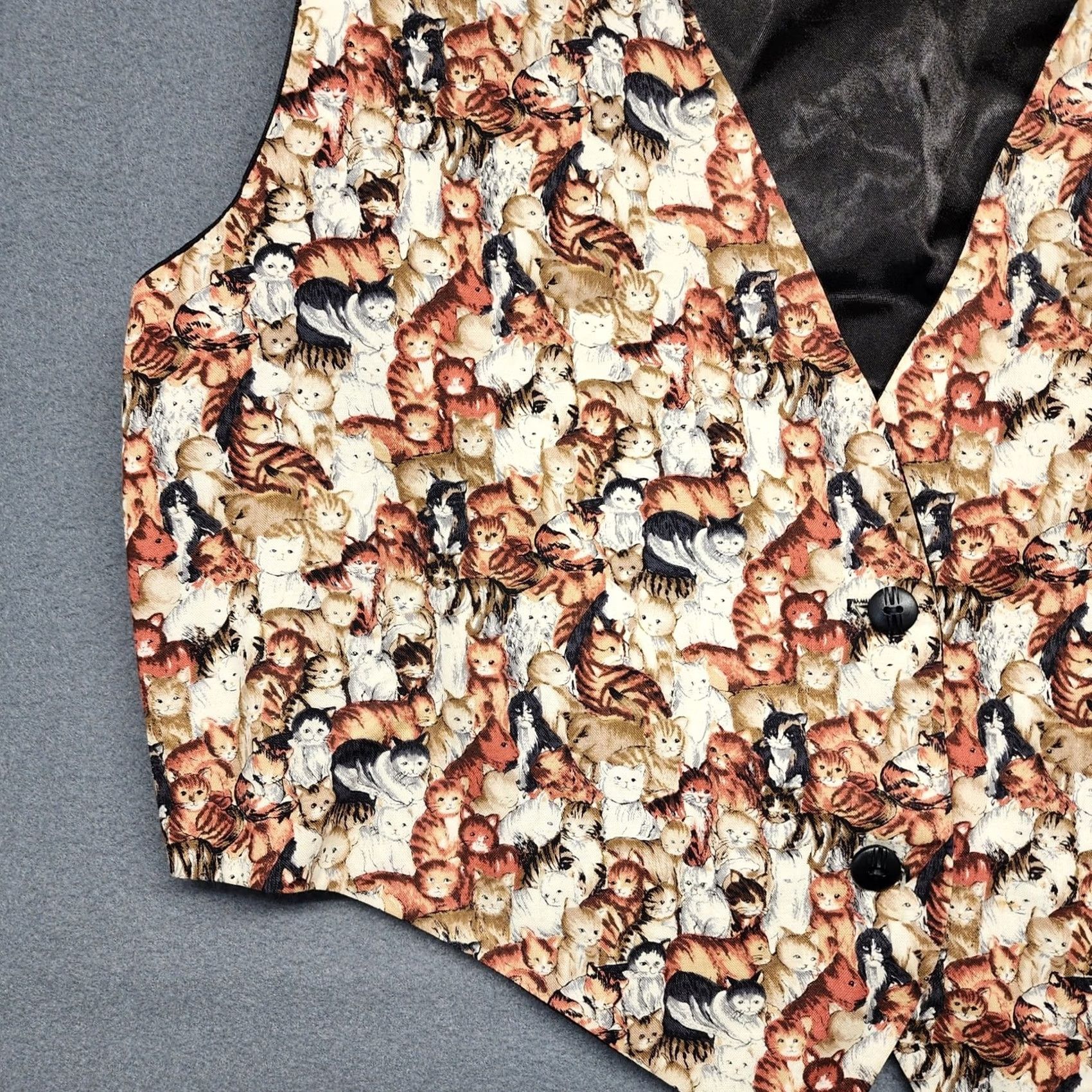 Vintage VINTAGE Cat Print Vest Handmade Womens Medium Tan Animal Print Button Closure Jacket Style Womens Medium Cat Print Vest Size M / US 6-8 / IT 42-44 - 8 Thumbnail