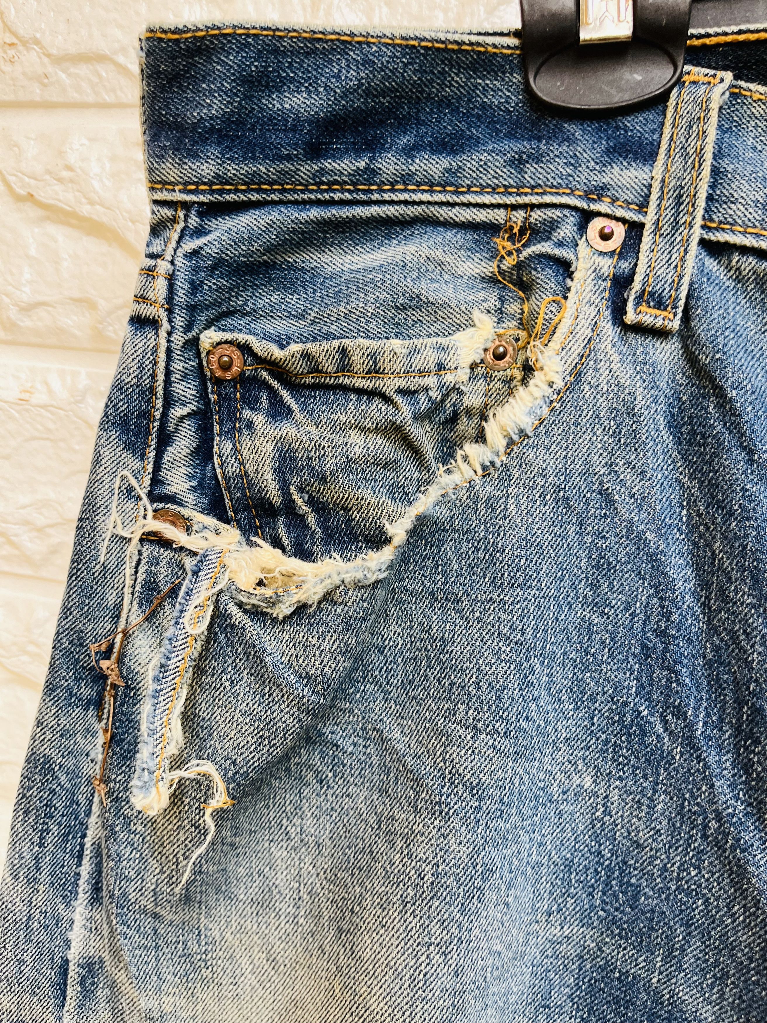 Levi's Vintage Clothing Vintage 80s Levis Big E Distressed Designer Fashion Style Size US 30 / EU 46 - 10 Thumbnail
