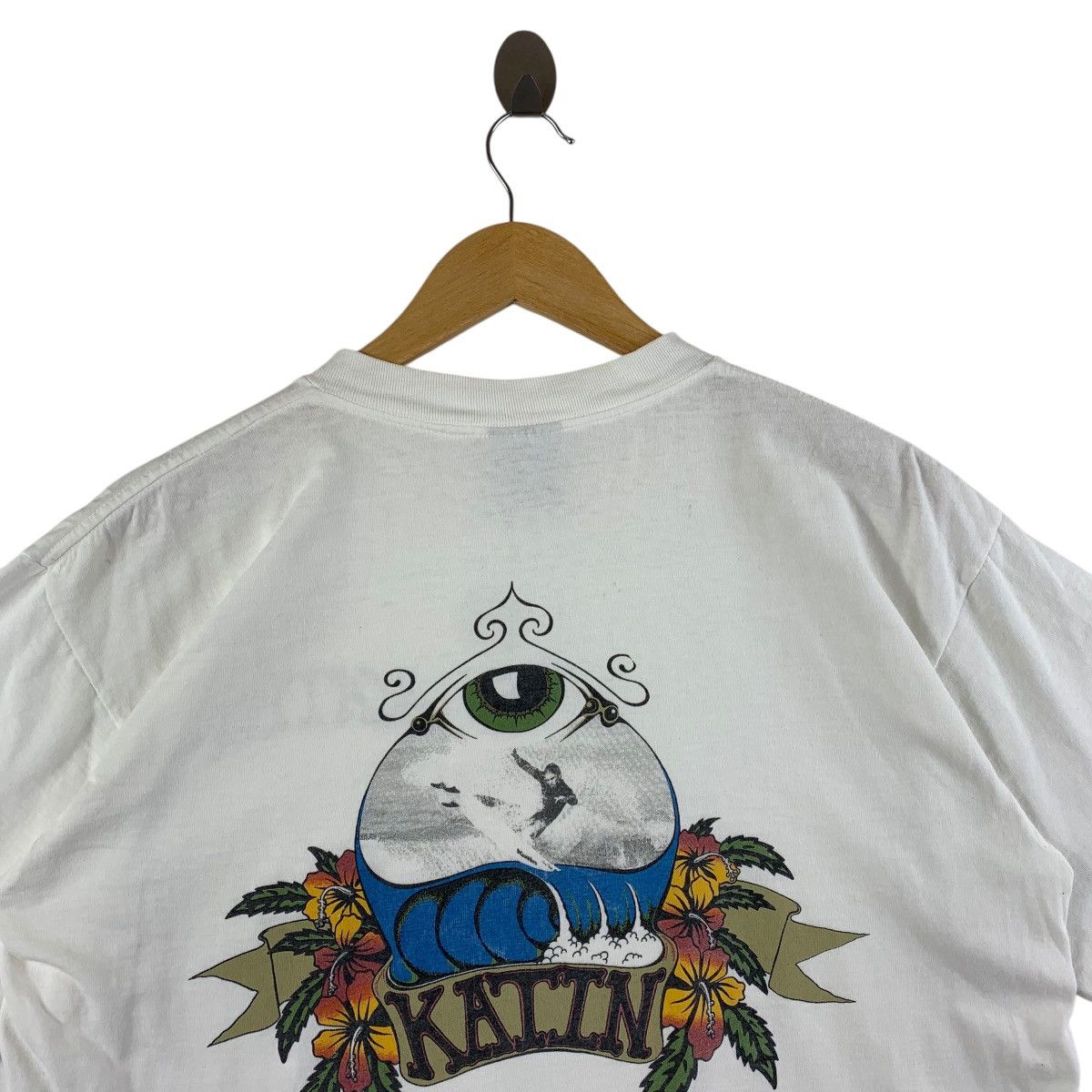 Vintage Vintage 90s KATIN big logo back hit spellout surfing Tee Size US L / EU 52-54 / 3 - 9 Thumbnail
