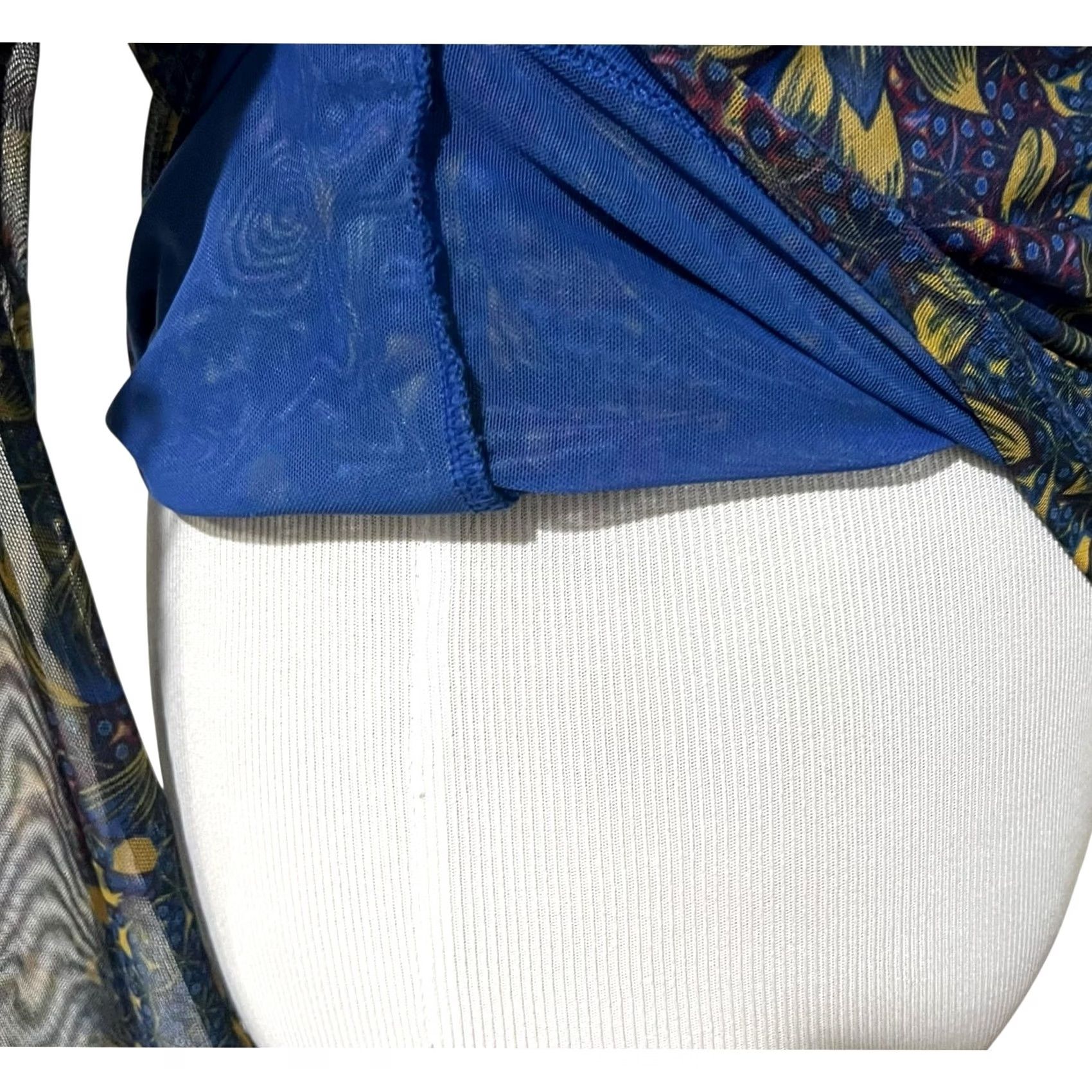 Anthropologie Anthropologie Blouse Floral Sheer Lined Mock Turtleneck Long Sleeve Women’s M Blue Floral Blouse Womens/M Size M / US 6-8 / IT 42-44 - 7 Thumbnail