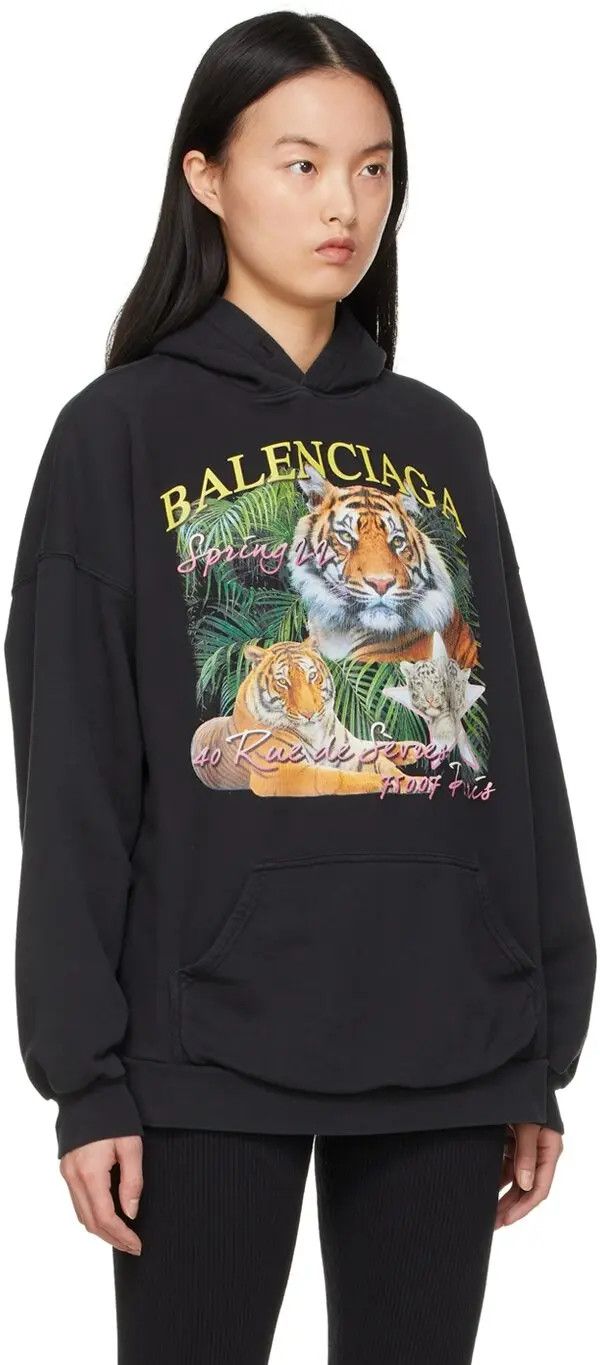 Balenciaga o1mle0824 Year Of The Tiger Hoodie in Black Size S / US 4 / IT 40 - 2 Thumbnail
