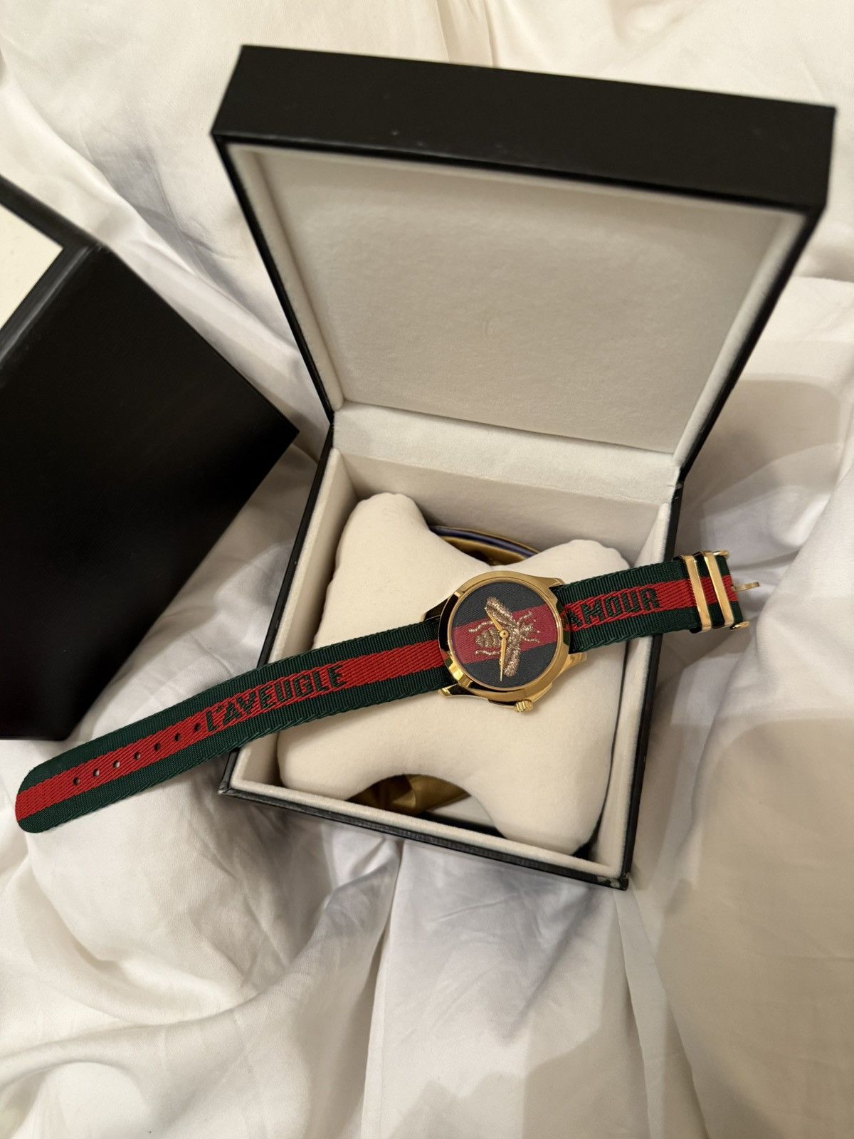Gucci Gucci G-Timeless Red & Green Gold Bee Watch Size ONE SIZE - 2 Thumbnail
