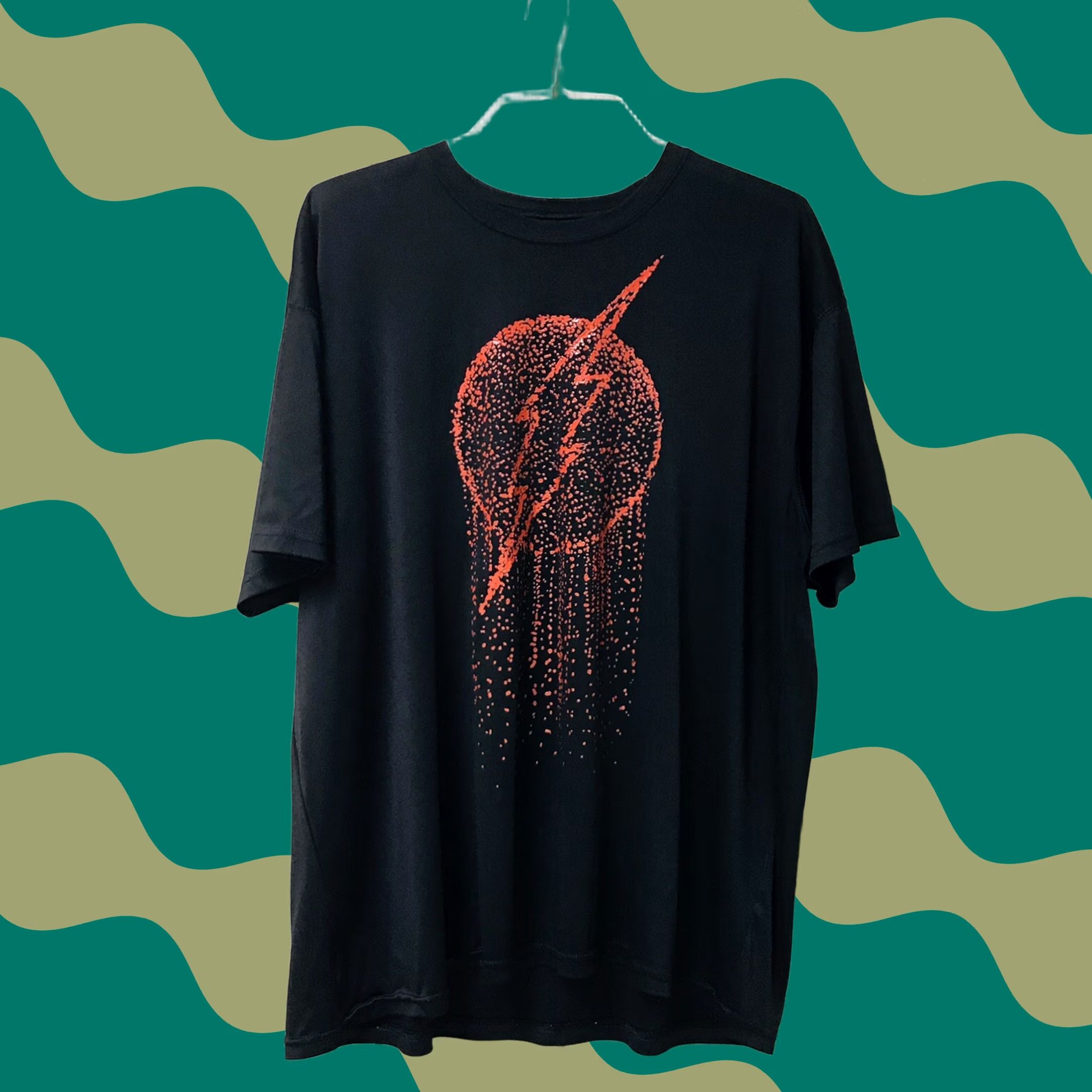 DC Comics VINTAGE DC Comics The Flash Logo Dipping Paint Spots Graphic T-Shirt 2XL Men Black Size US XXL / EU 58 / 5 - 1 Thumbnail