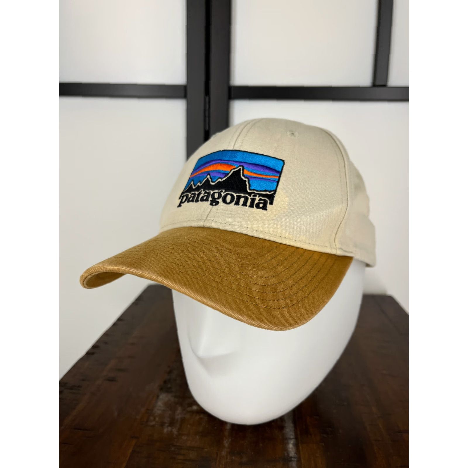 Patagonia Patagonia Hat Cap Snap Back Adult One Size Brown Beige Embroidered Logo Men Sn cap Back Hat Snapback Beach Casual Travel 90s Sport Fish Logo Size ONE SIZE - 6 Thumbnail