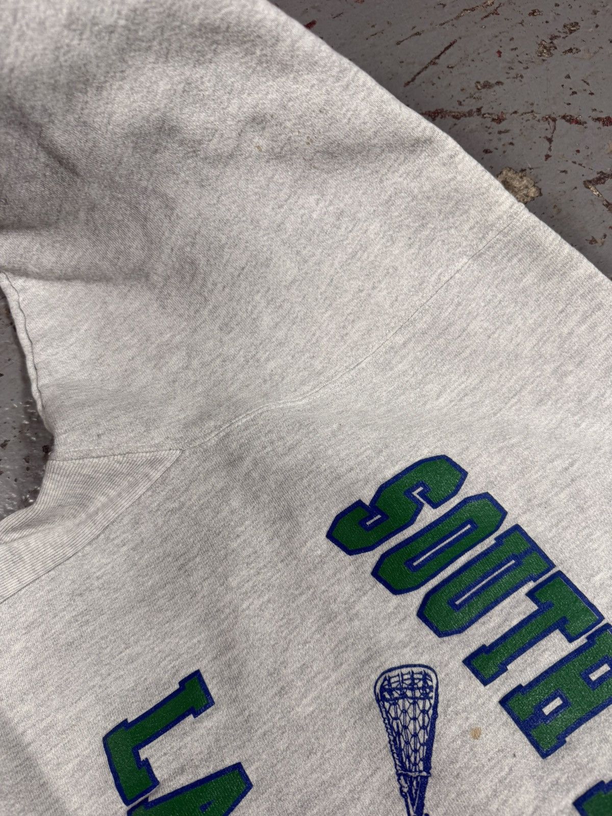 Other Vintage South Lake Lacrosse Faded Crewneck Sweater Size US L / EU 52-54 / 3 - 7 Thumbnail