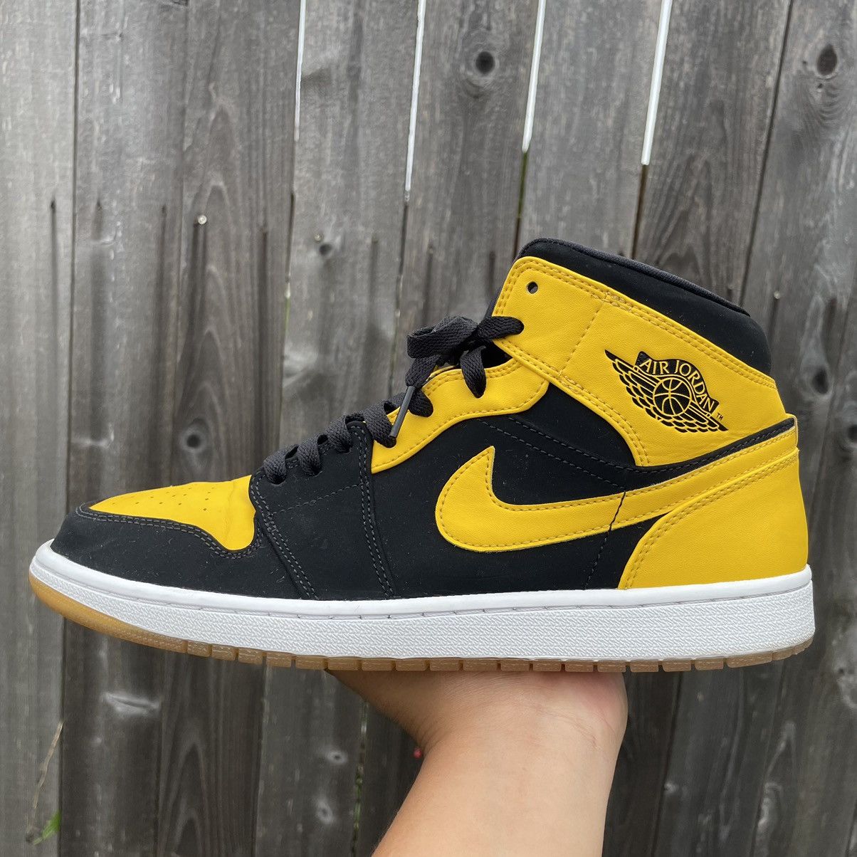Jordan Brand × Nike Nike Air Jordan 1 Mid New love size 11.5 2017 Size US 11.5 / EU 44-45 - 4 Thumbnail