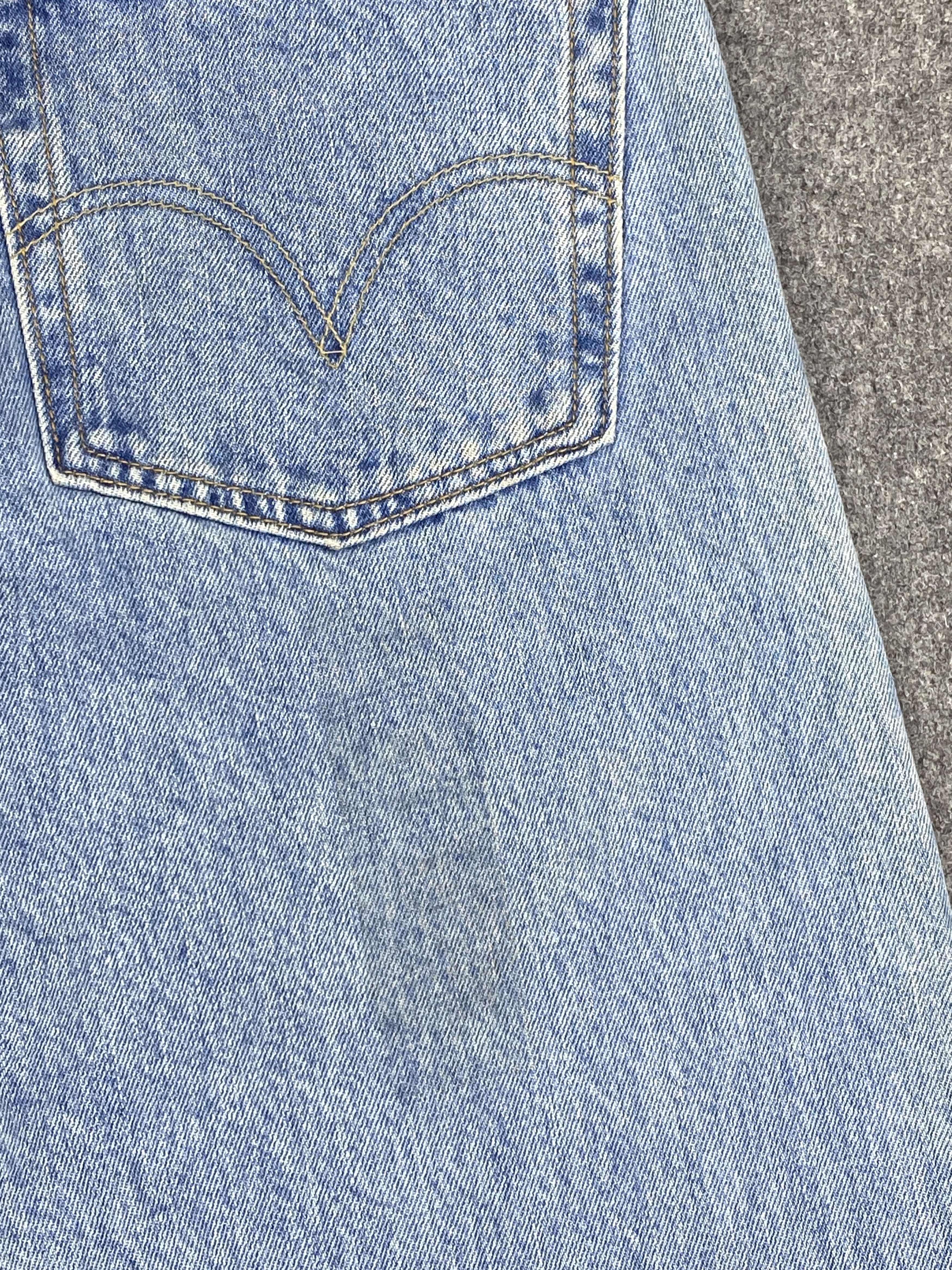 Levi's Vintage 90s Levi's 501 Blue Denim Jeans DP2814 Size US 34 / EU 50 - 17 Thumbnail