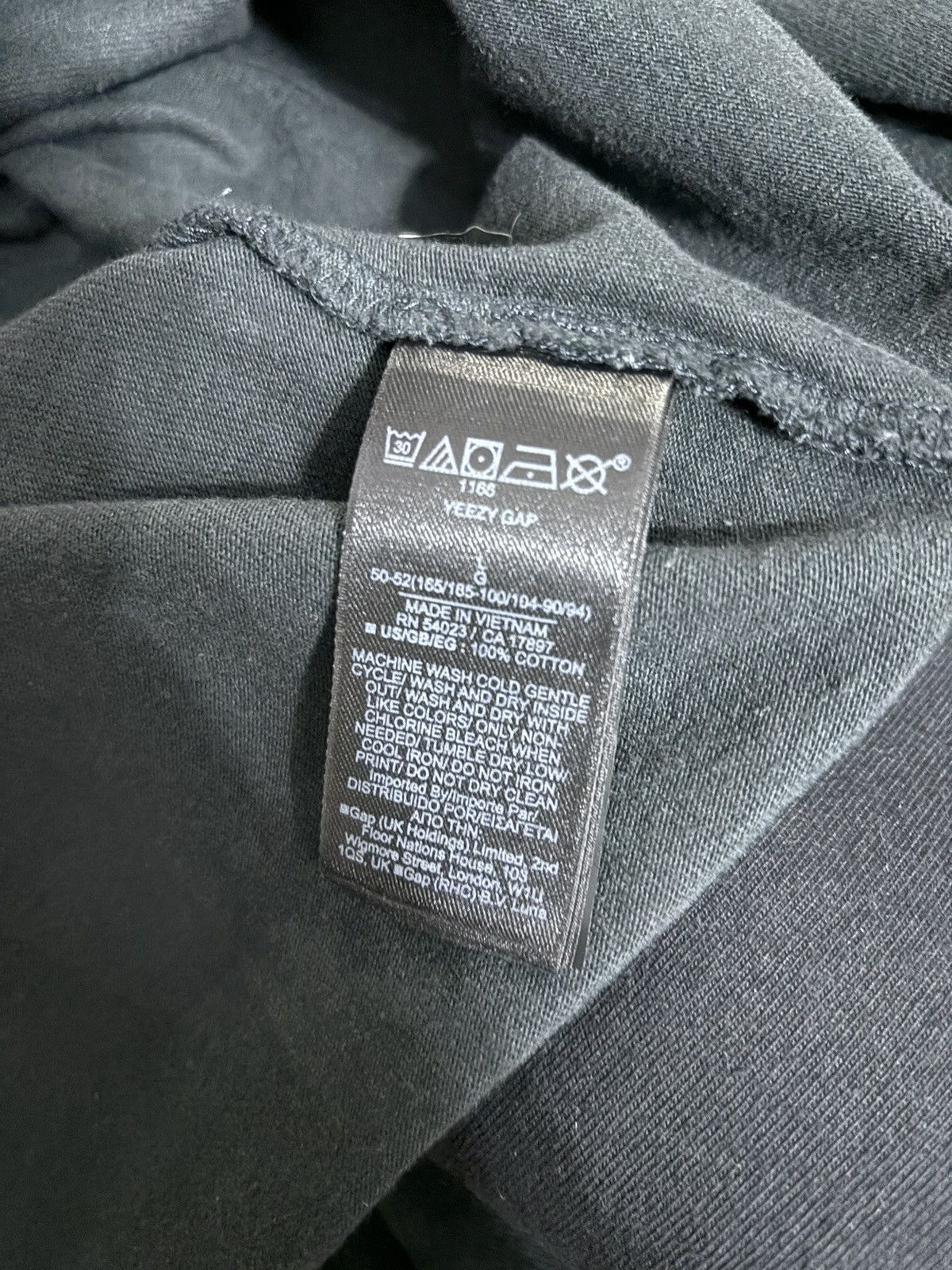 Balenciaga × Gap × Yeezy Yeezy Gap Balenciaga Dove Long-Sleeve Tee Size US L / EU 52-54 / 3 - 4 Thumbnail