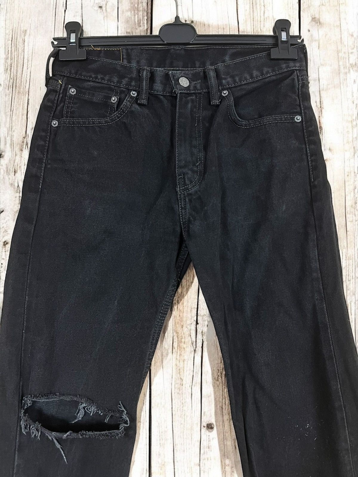 Levi's Levi’s 505 black straight jeans size W30 L32 Size US 30 / EU 46 - 2 Thumbnail