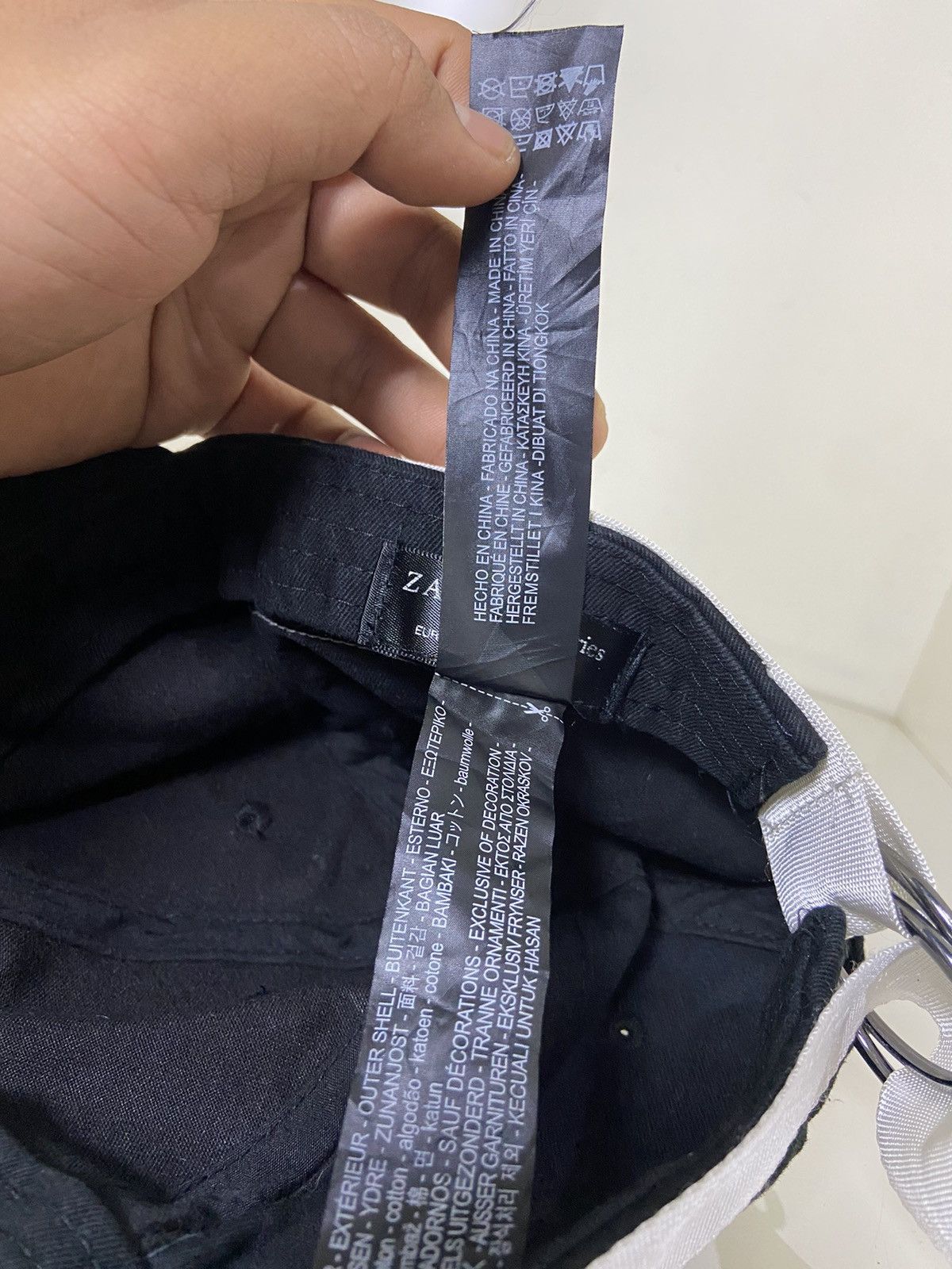 Designer × Zara Zara Japanese style repper hat with strap at the back Size ONE SIZE - 8 Thumbnail