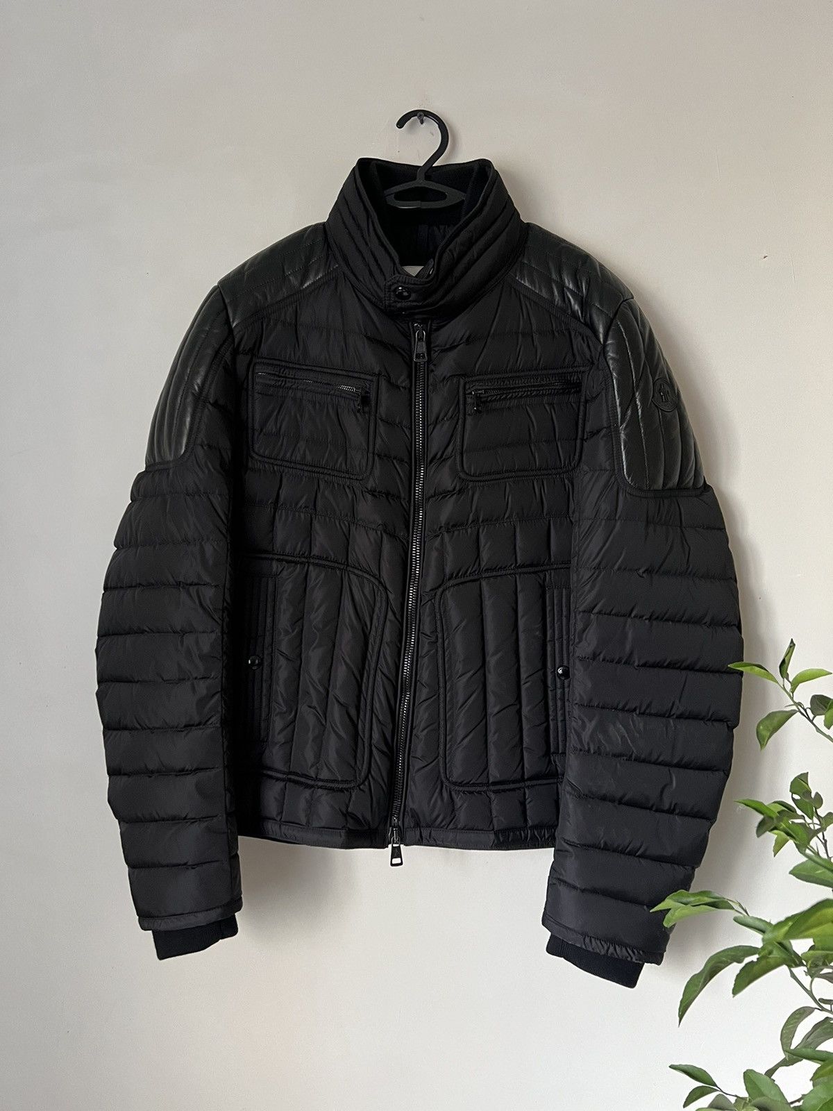 Moncler aubrac on sale