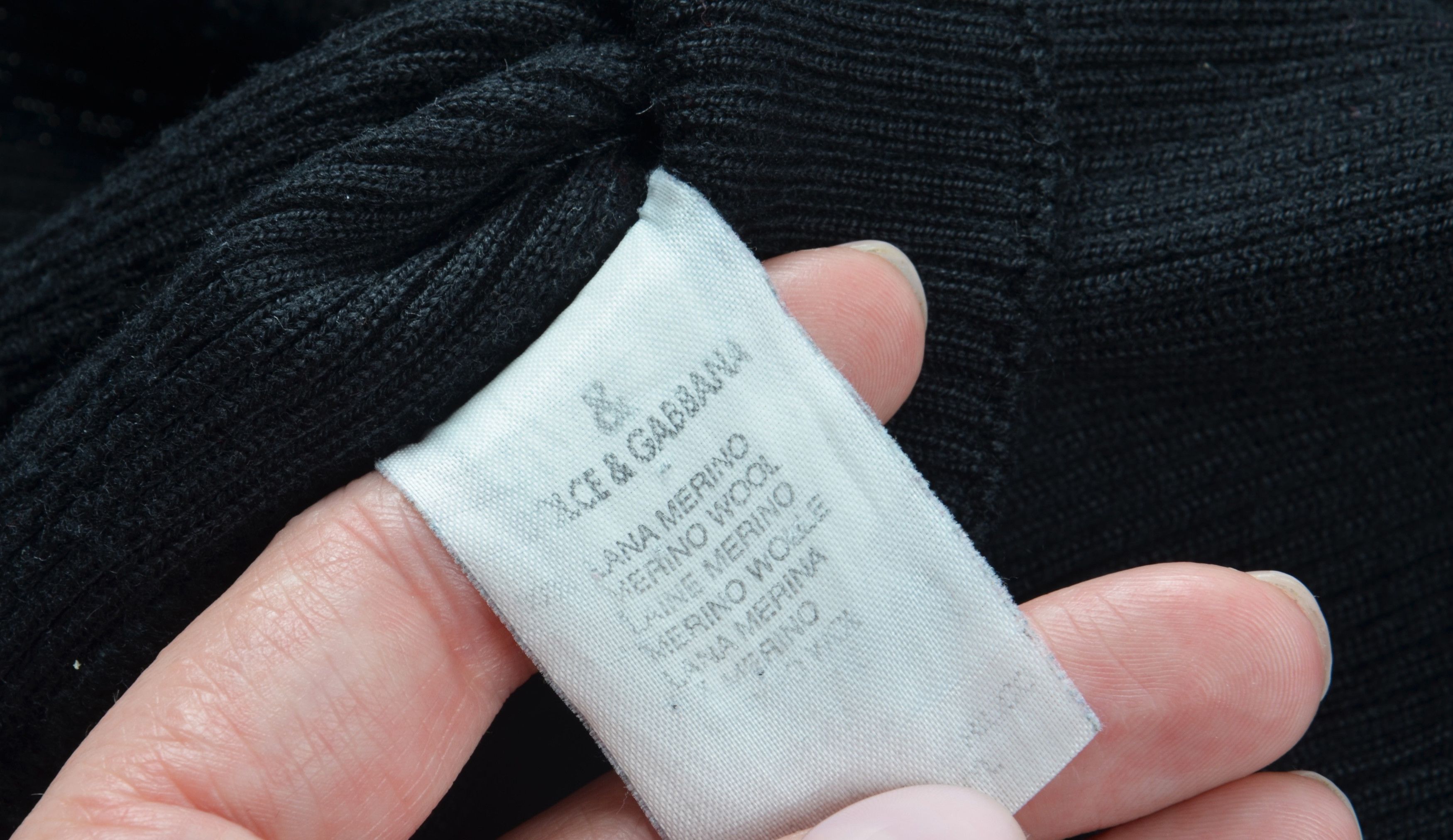 Dolce & Gabbana Vintage Dolce & Gabbana Black Ribbed Knit Turtleneck Sweater Size M / US 6-8 / IT 42-44 - 9 Thumbnail