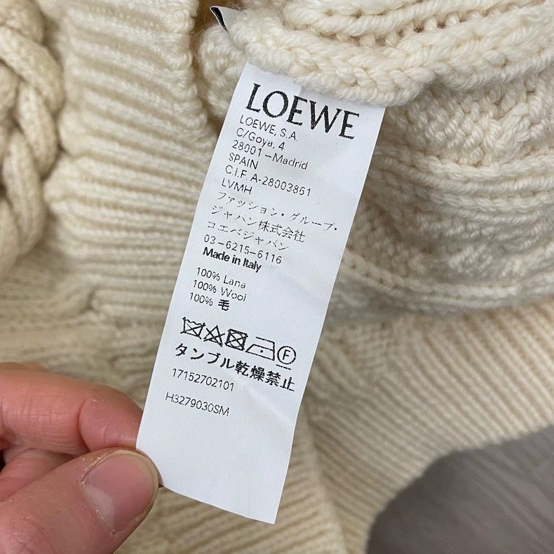 Loewe LOEWE White chest large crochet logo half high collar swea Size S / US 4 / IT 40 - 6 Thumbnail