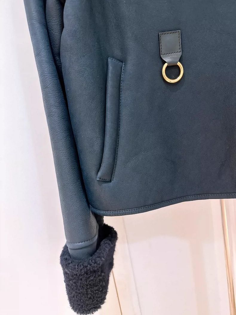 Loewe LOEWE Black lamb fur coat with turned-down collar Size S / US 4 / IT 40 - 4 Thumbnail